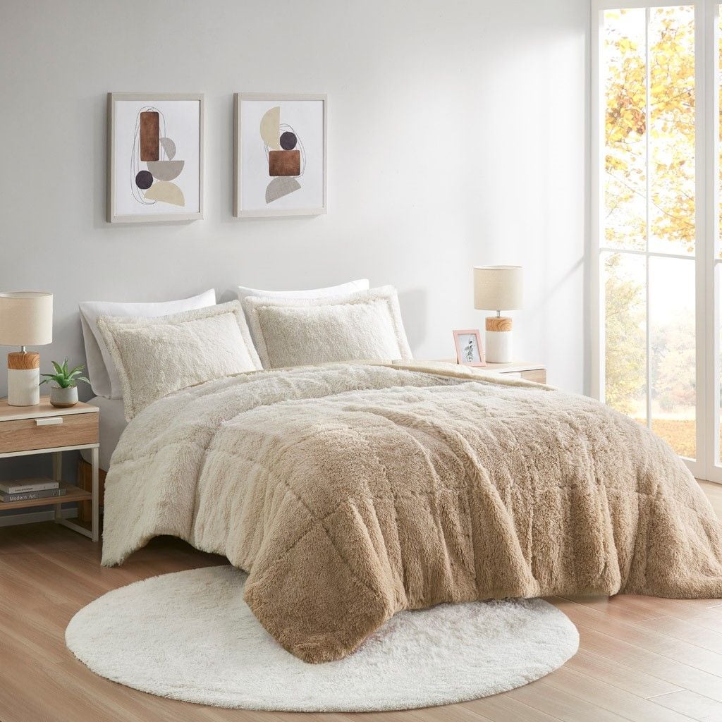 JUSHUA King and Cal King Ombre Shaggy Long Fur Comforter Mini Set