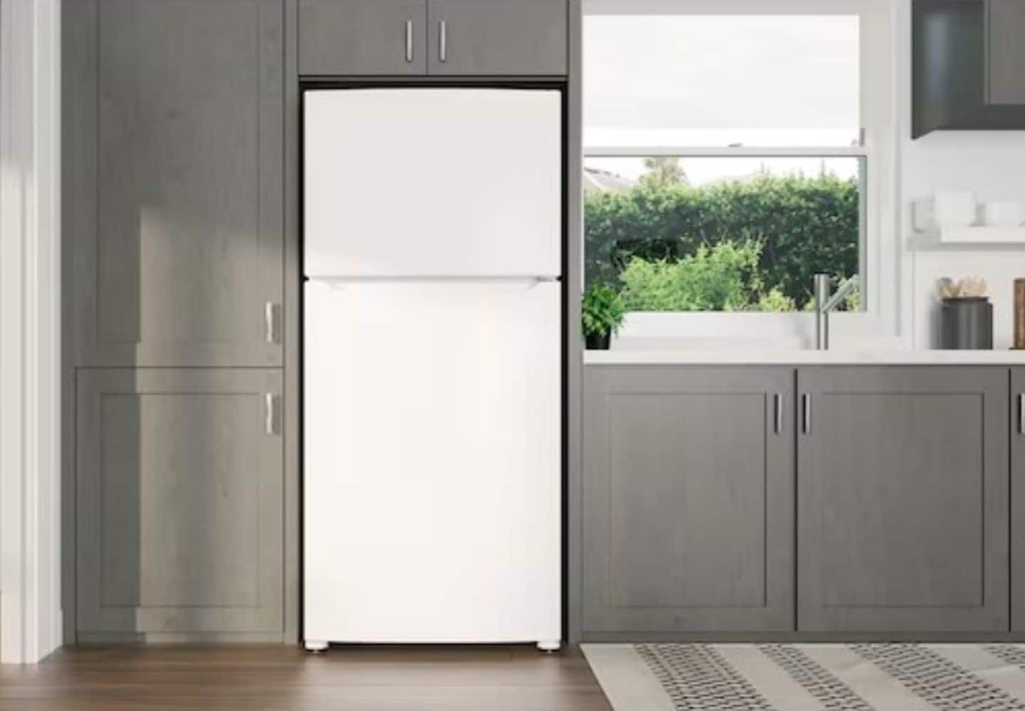 CONSERVATOR GRMH185AW Top-Freezer-Refrigerators - View #3