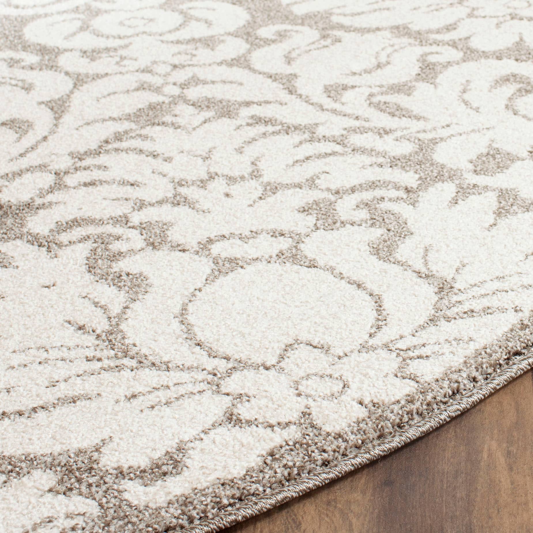 Safavieh AMT427R-4 rugs - View #3