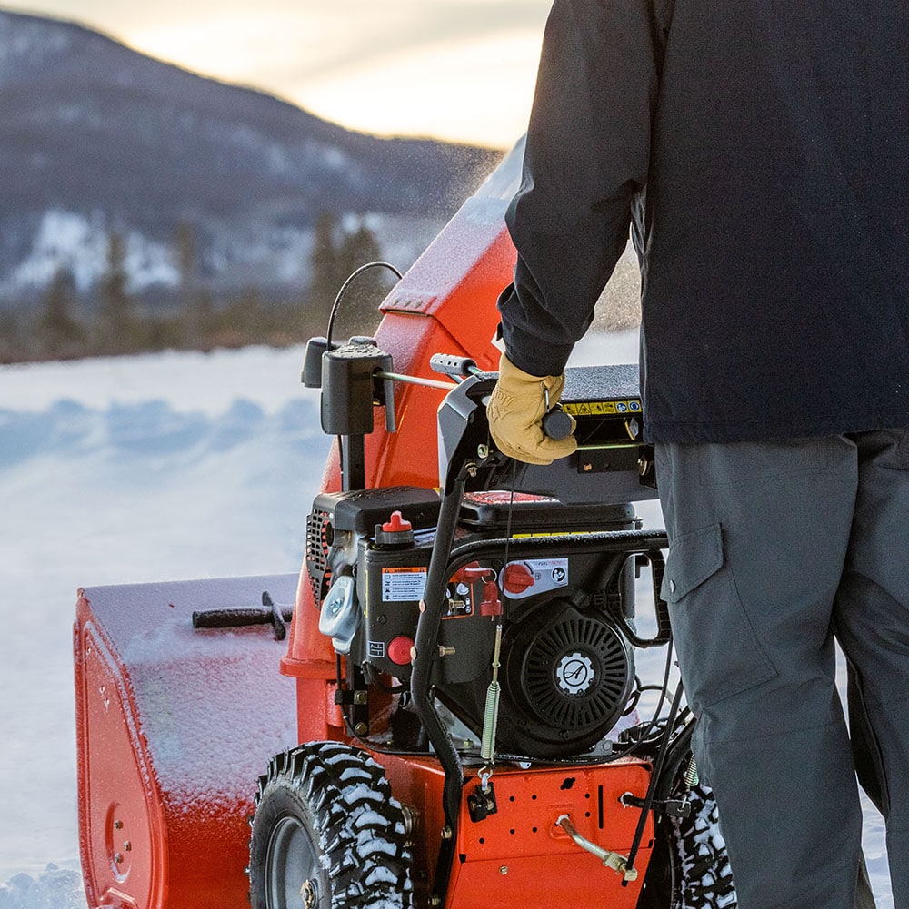 Ariens Deluxe 30-in Two-stage Self-propelled Gas Snow Blower in the Snow  Blowers department at