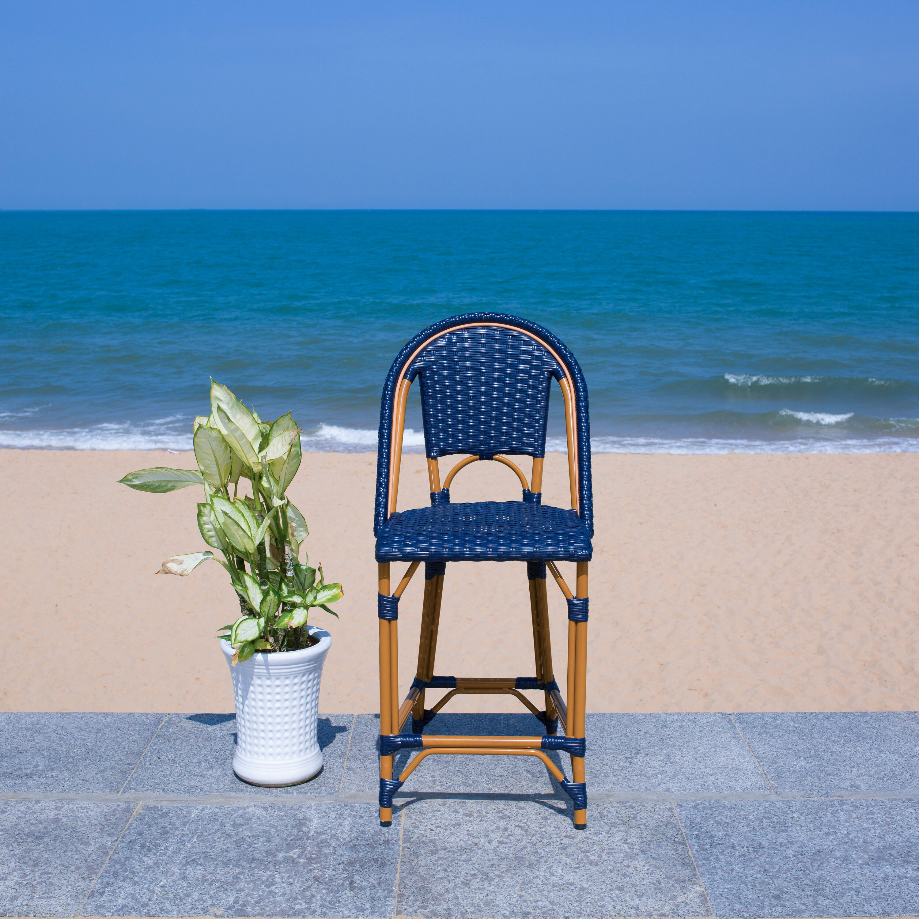 Safavieh PAT7532B Patio-Chairs - View #8