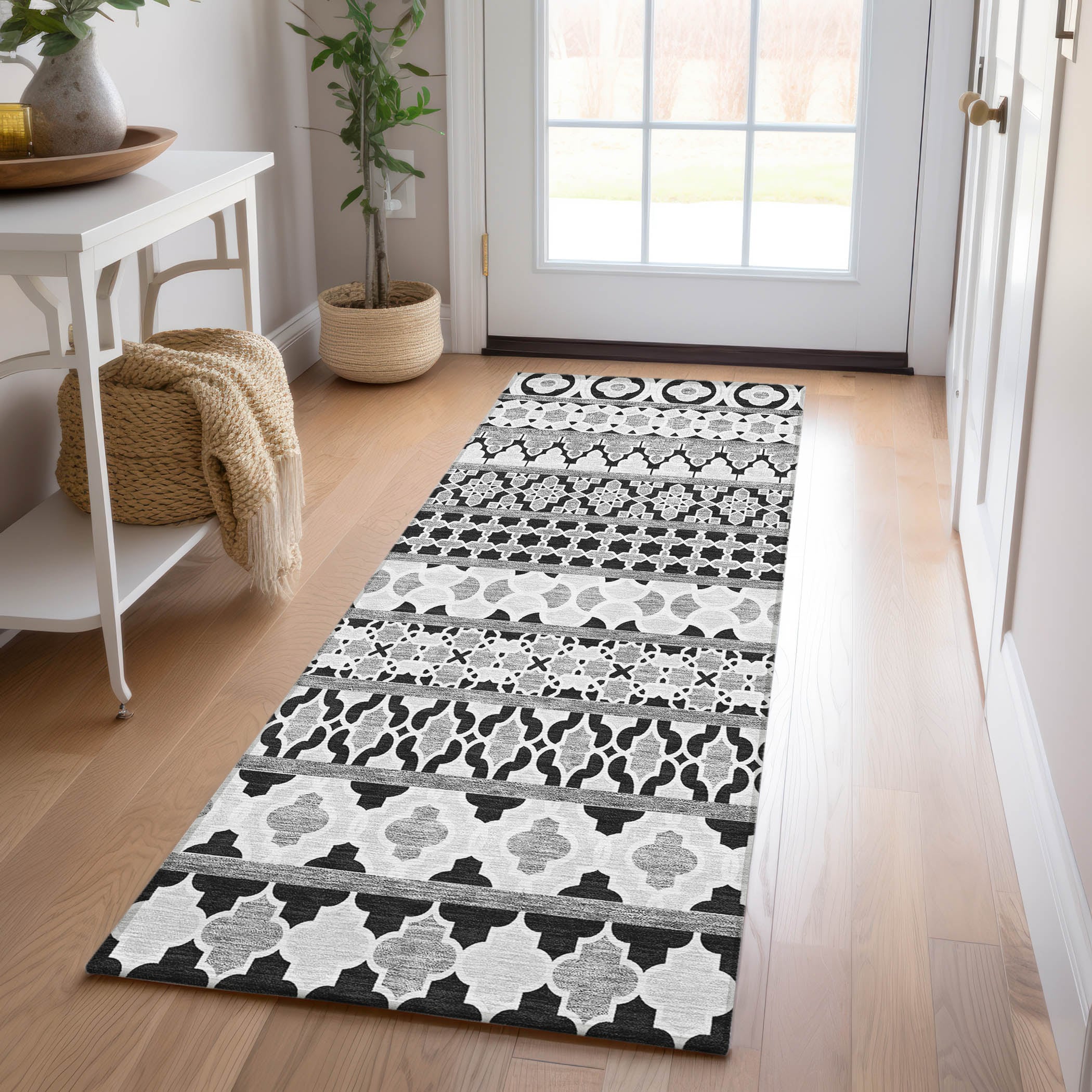 Addison Rugs ACN726BK2X8 Chantille ACN726BK 2 x 7 (ft) Polyester Black Rectangular Indoor/Outdoor Geometric Machine washable Area rug