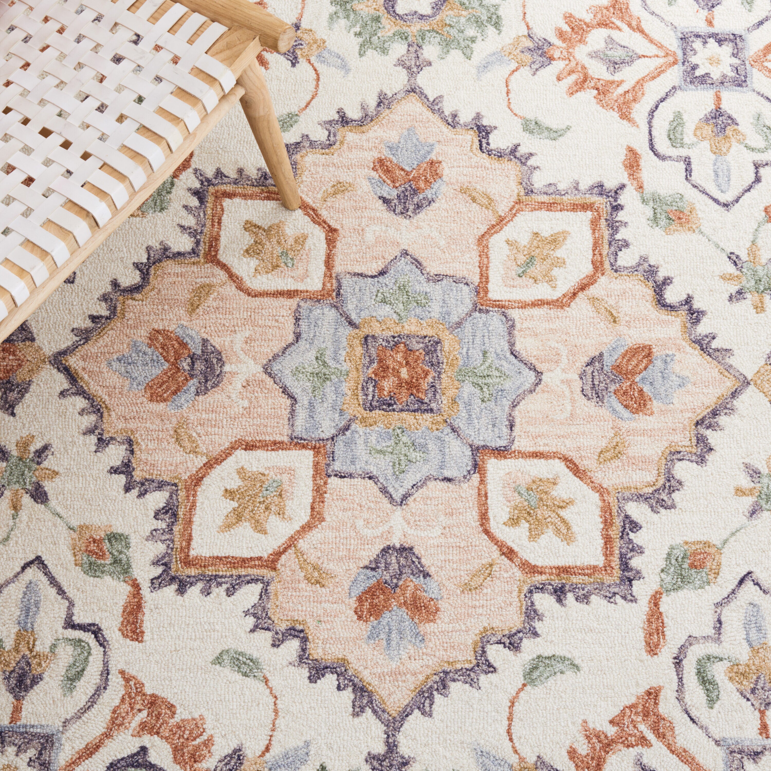 Safavieh MET354Y-4 rugs - View #5