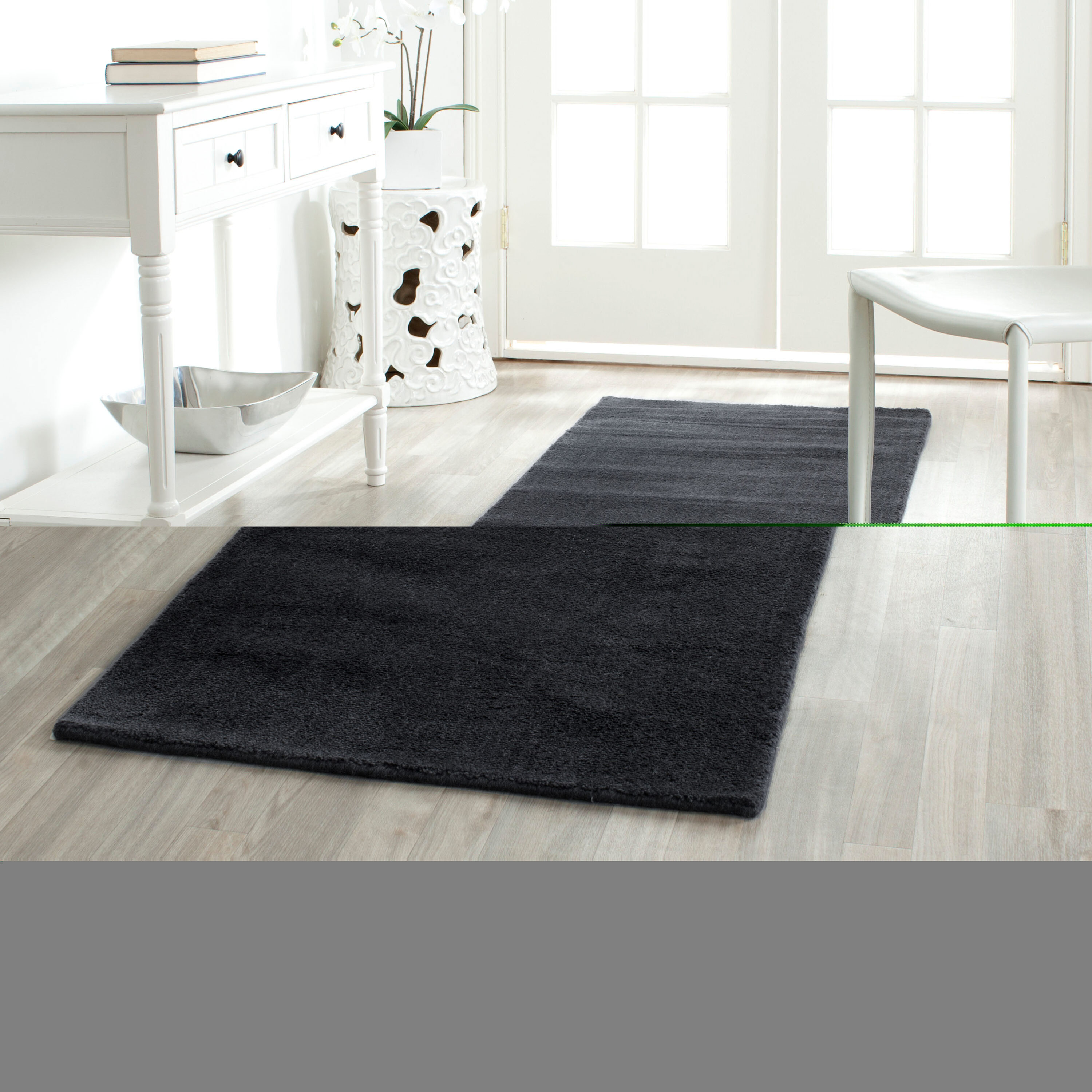  Himalaya 610 Black Solid / Tonal 2ft-3in x 22ft Runner Rug