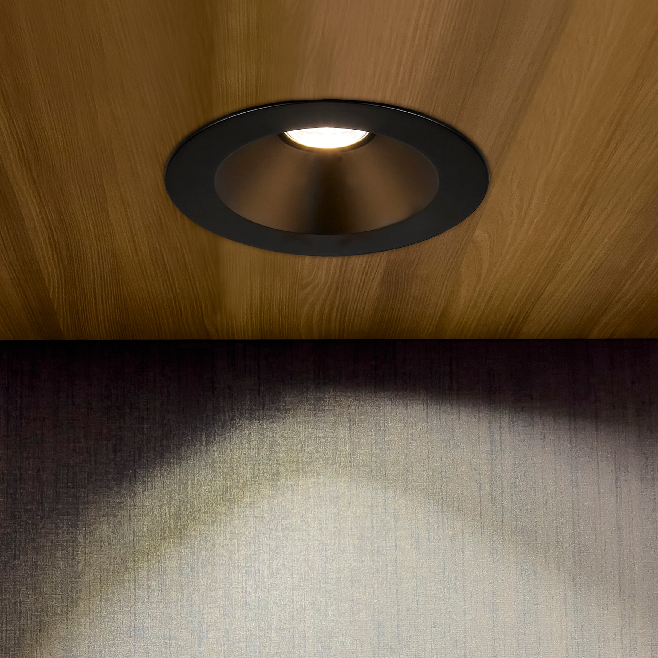 Ultra-Thin Black Aluminum LED Round Recessed Downlight