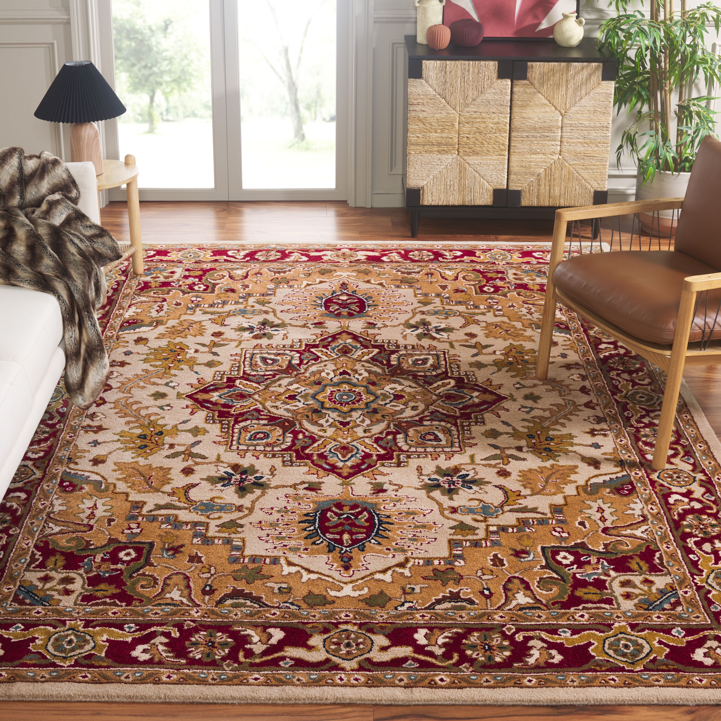  Cl763 Light Gold/Red Traditional 9ft-6in x 13ft-6in Large Rectangle Rug
