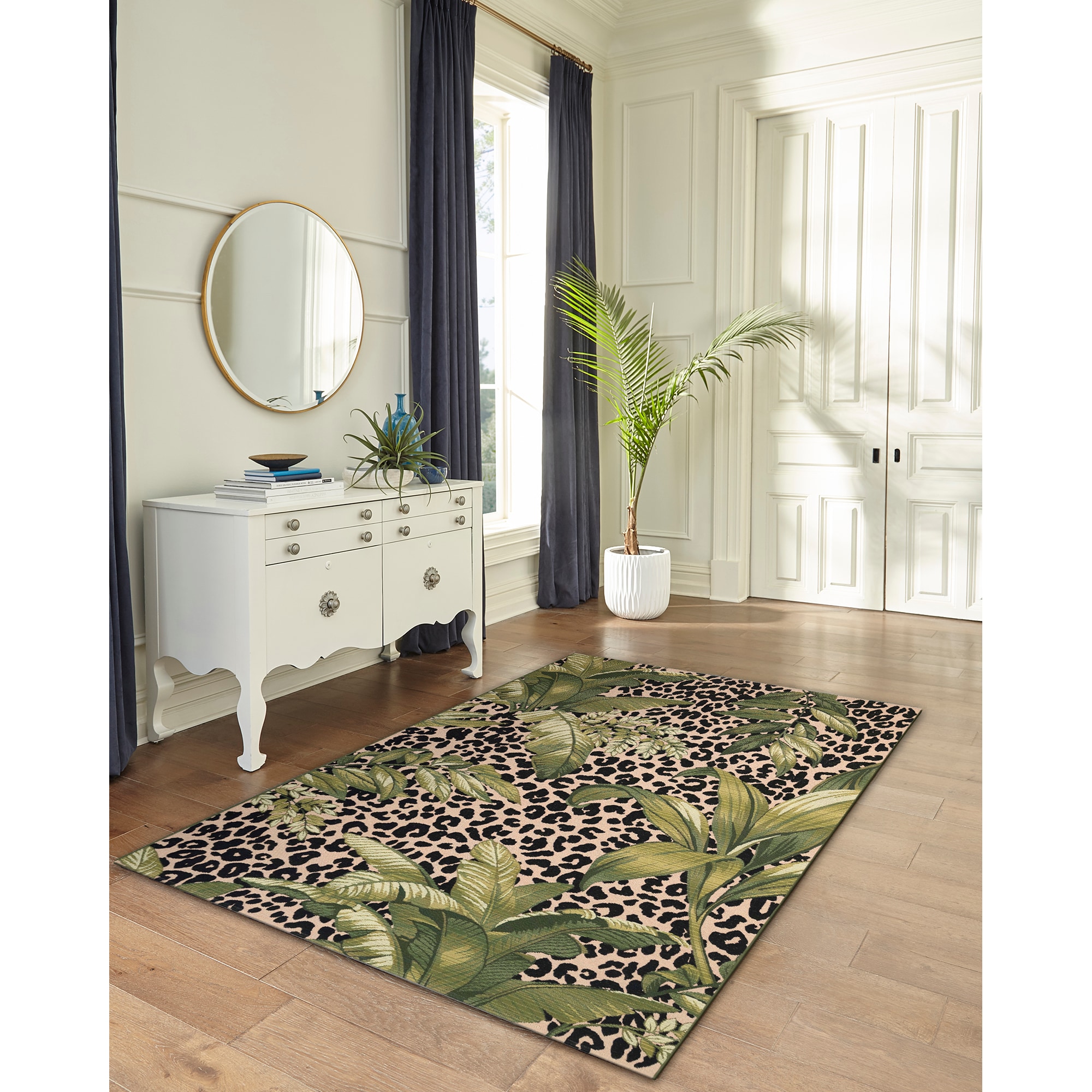Round Black and Beige Tropical Leopard Print Indoor/Outdoor Rug