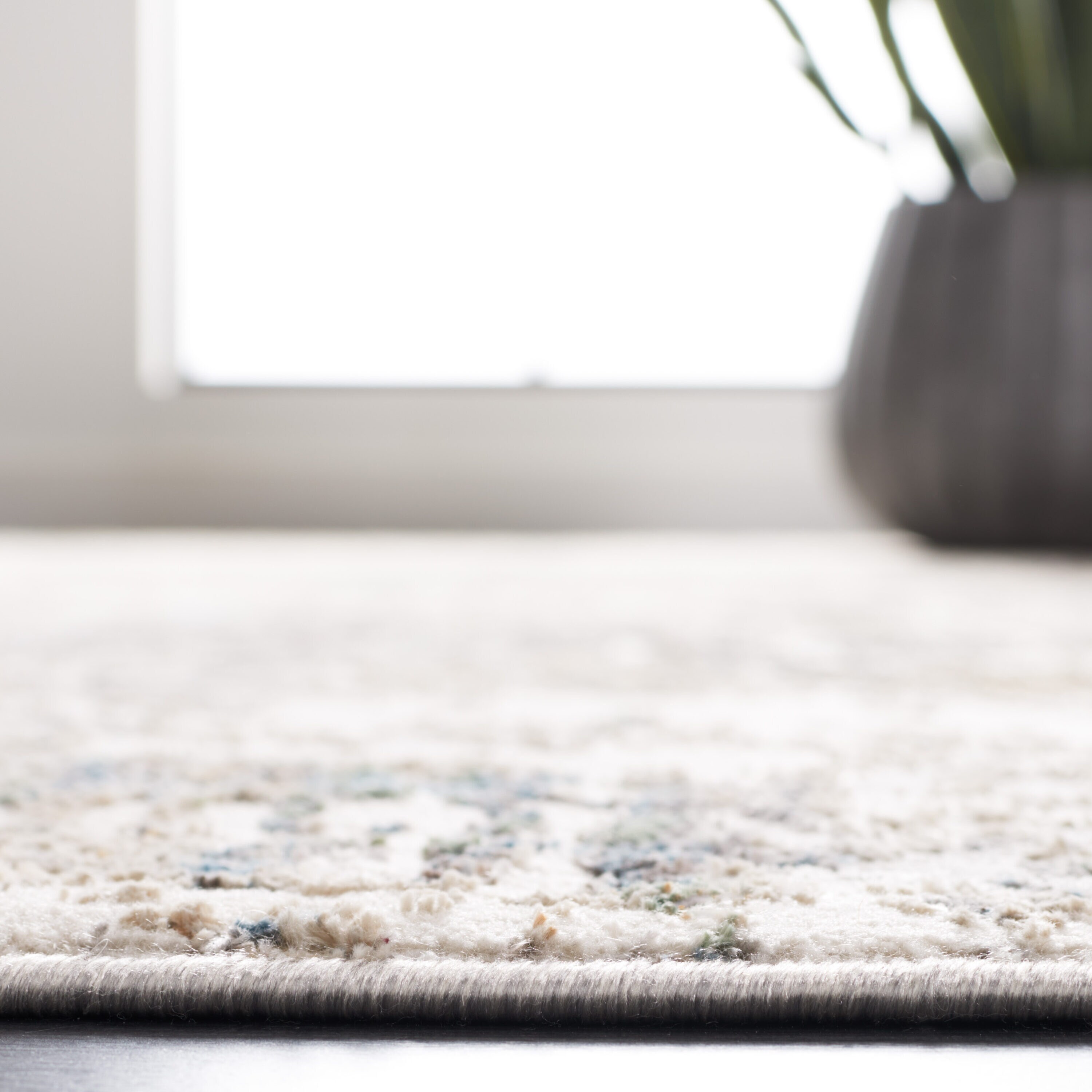Safavieh BLA218F-4 rugs - View #5