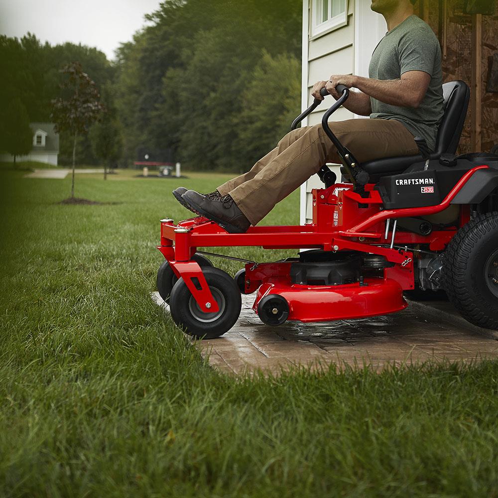 CRAFTSMAN Z530 22 HP V Twin Dual Hydrostatic 46 in Zero Turn Lawn