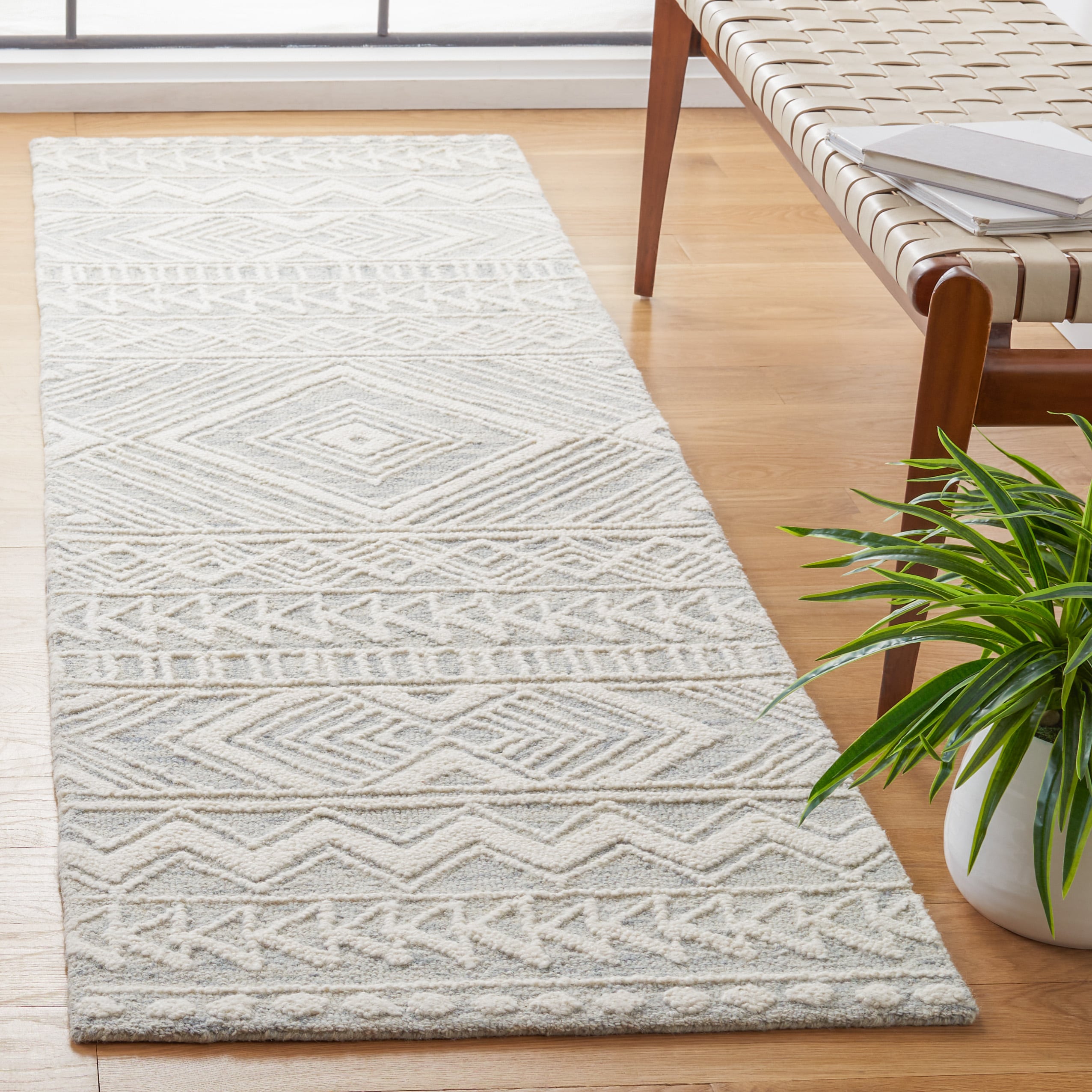 Safavieh MET908G-28 Metro Baiba 2 x 8 (ft) Tufted Wool Gray/Ivory Rectangular Indoor Abstract Bohemian/Eclectic Runner rug