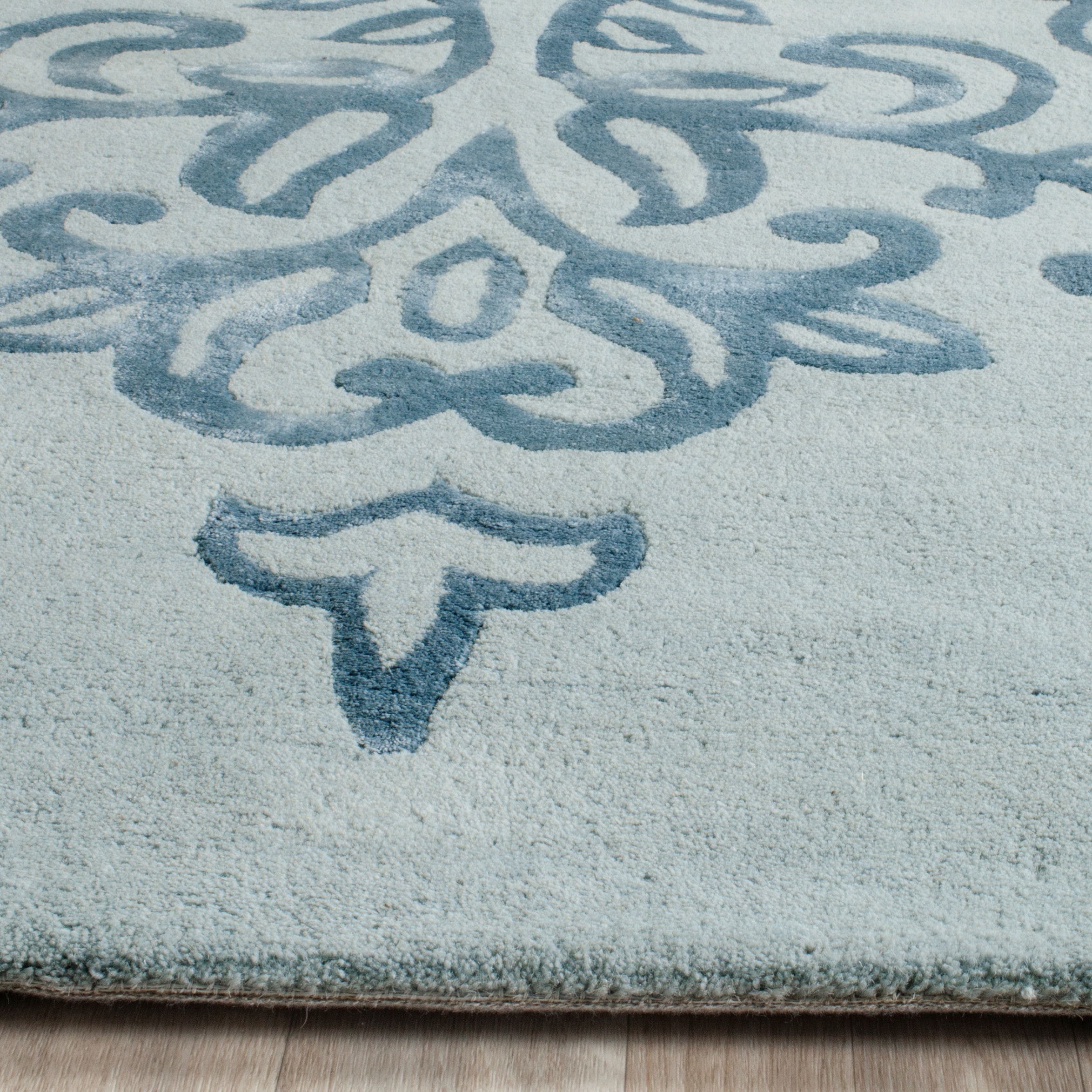 Safavieh IMR720C-8 rugs - View #5