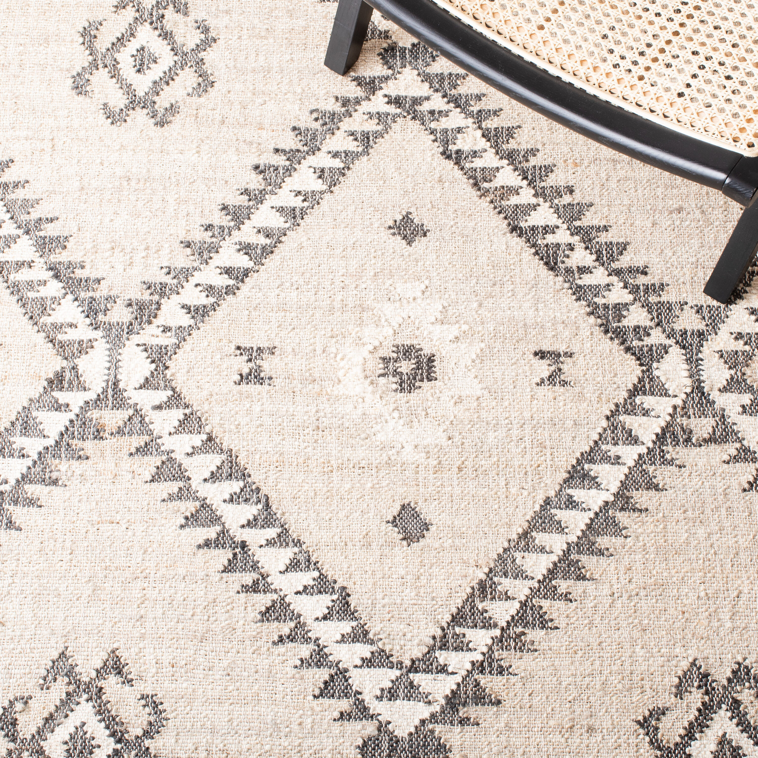 Safavieh KLM761F-6 rugs - View #5