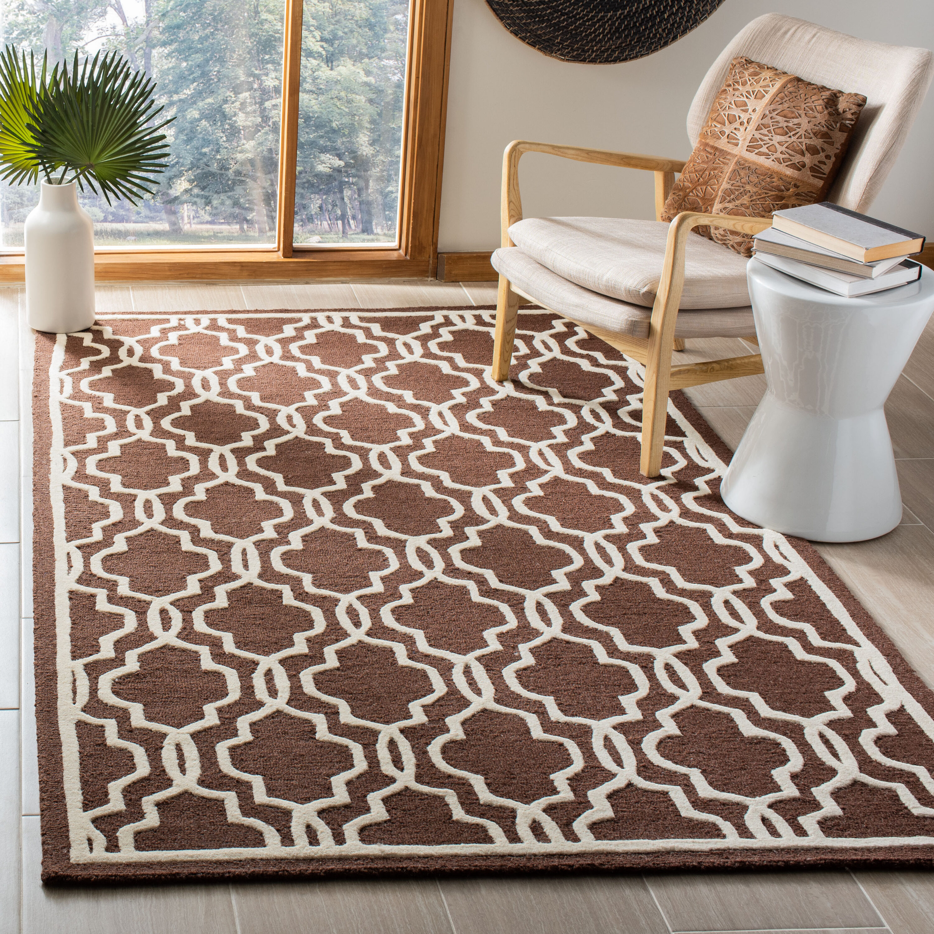  Cambridge 131 Dark Brown/Ivory Contemporary 5ft x 8ft Medium Rectangle Rug