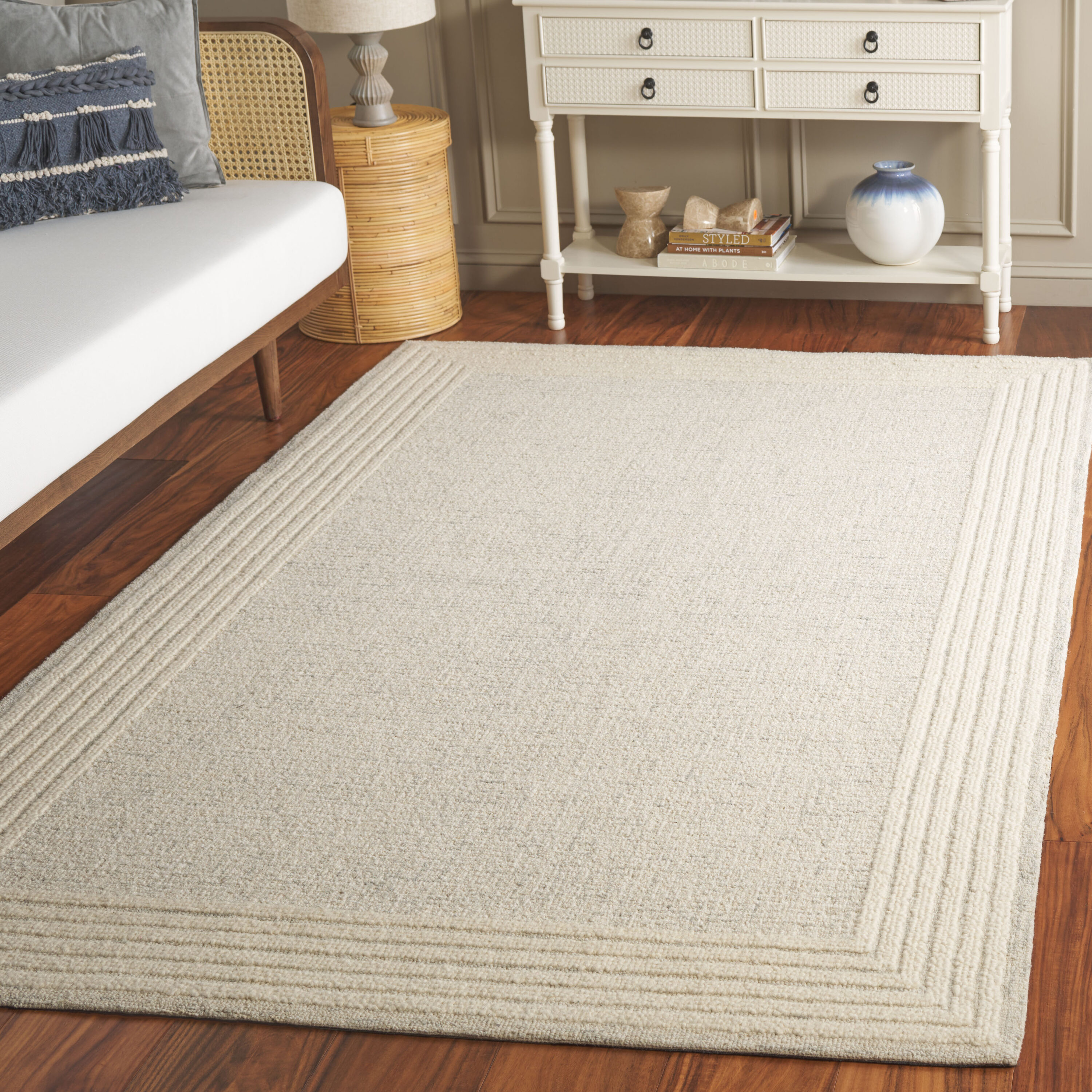  Ebony 425 Gray/Ivory Solid / Tonal 5ft x 8ft Medium Rectangle Rug