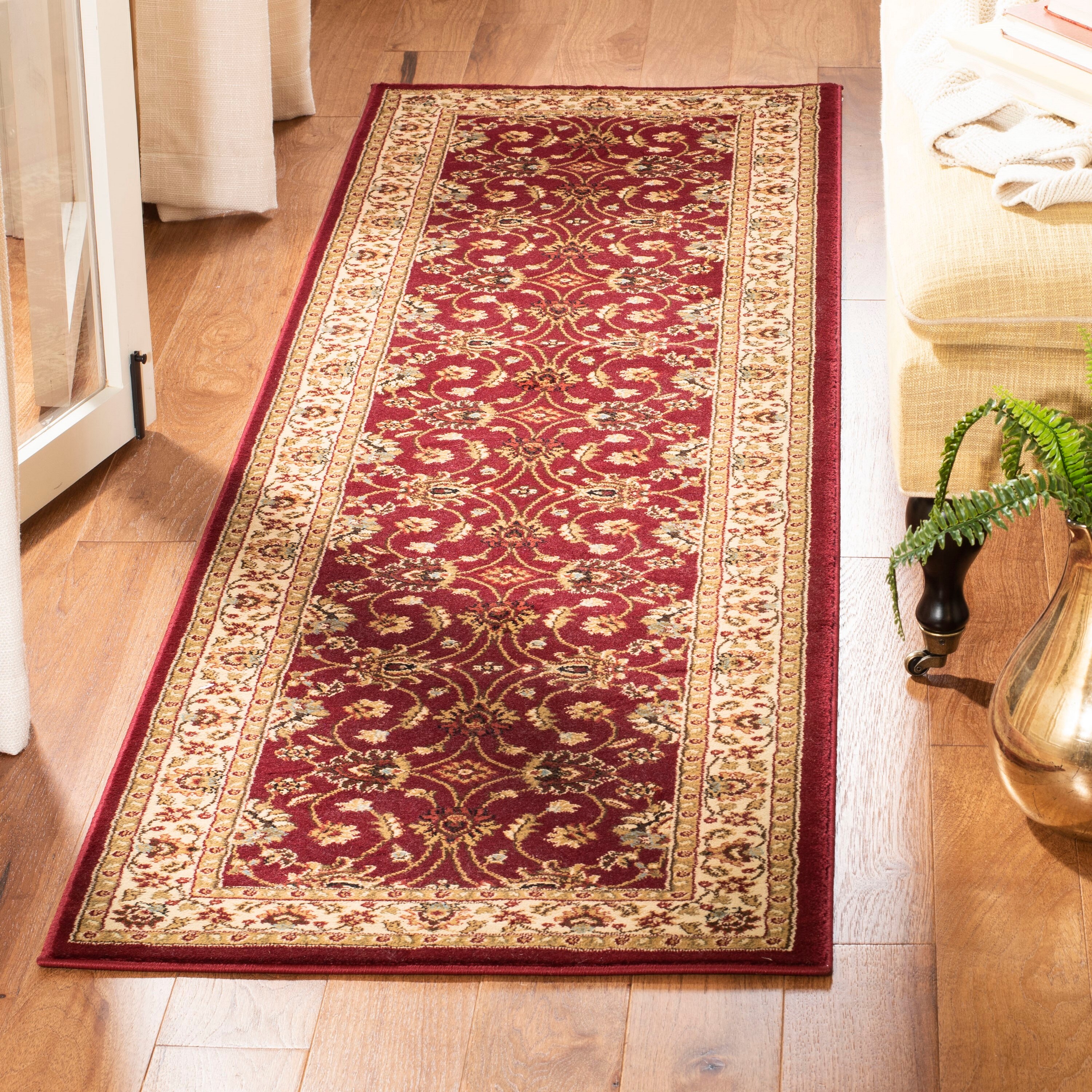 Safavieh LNH553-4012-216 Lyndhurst Agra 2 x 16 (ft) Loomed Polypropylene Red/Ivory Rectangular Indoor Floral/Botanical Oriental Runner rug