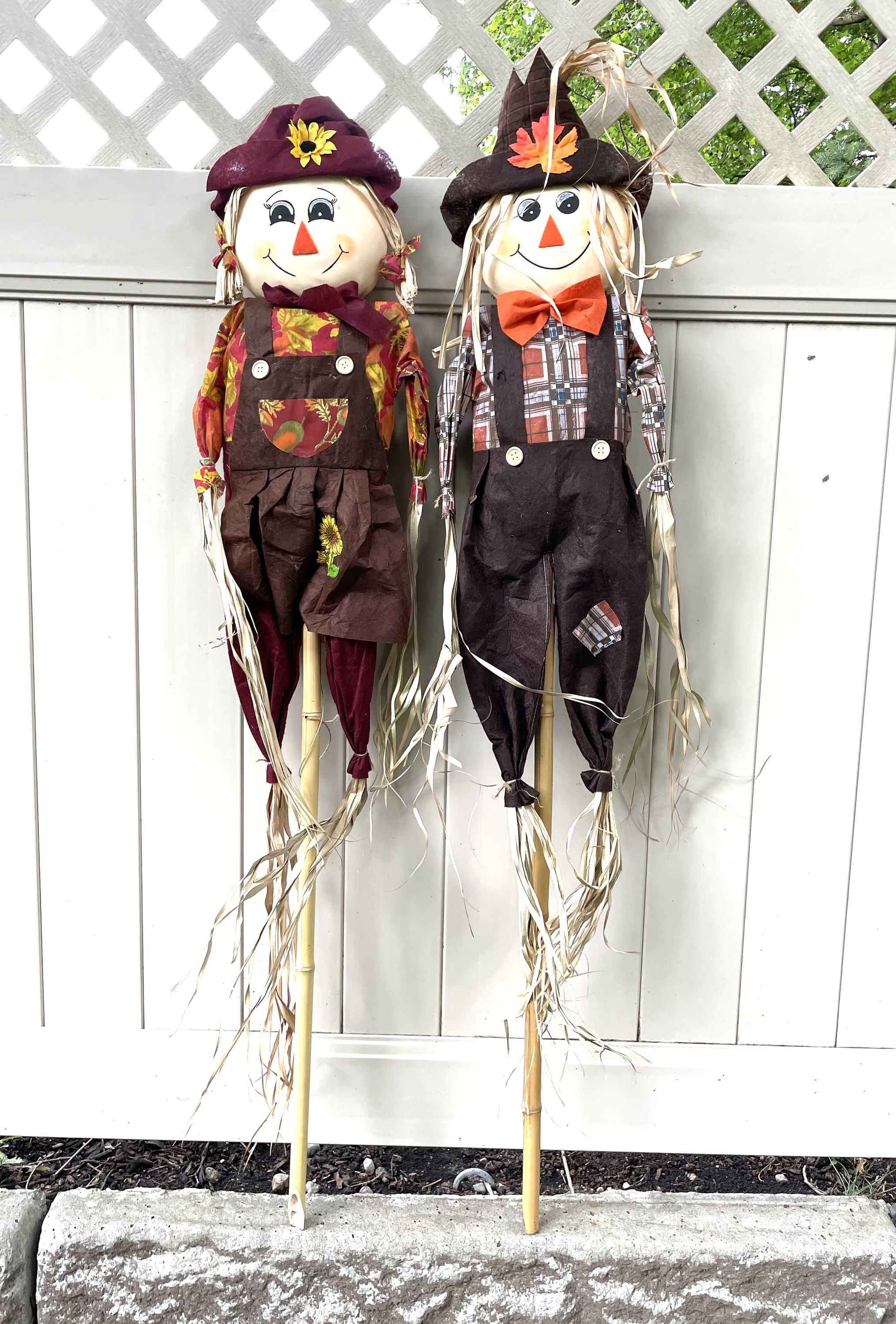 Worth Imports 5-ft Happy Harvest Yard Decoration Scarecrow (2-Pack