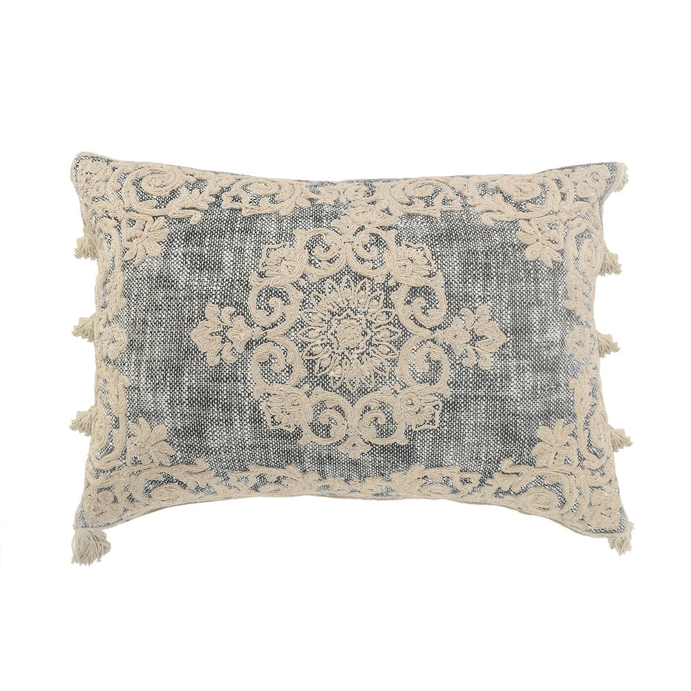 LR Home Ox Bay Hand-stitched Gray/Cream Medallion All-Natural Cotton Pillow Cover