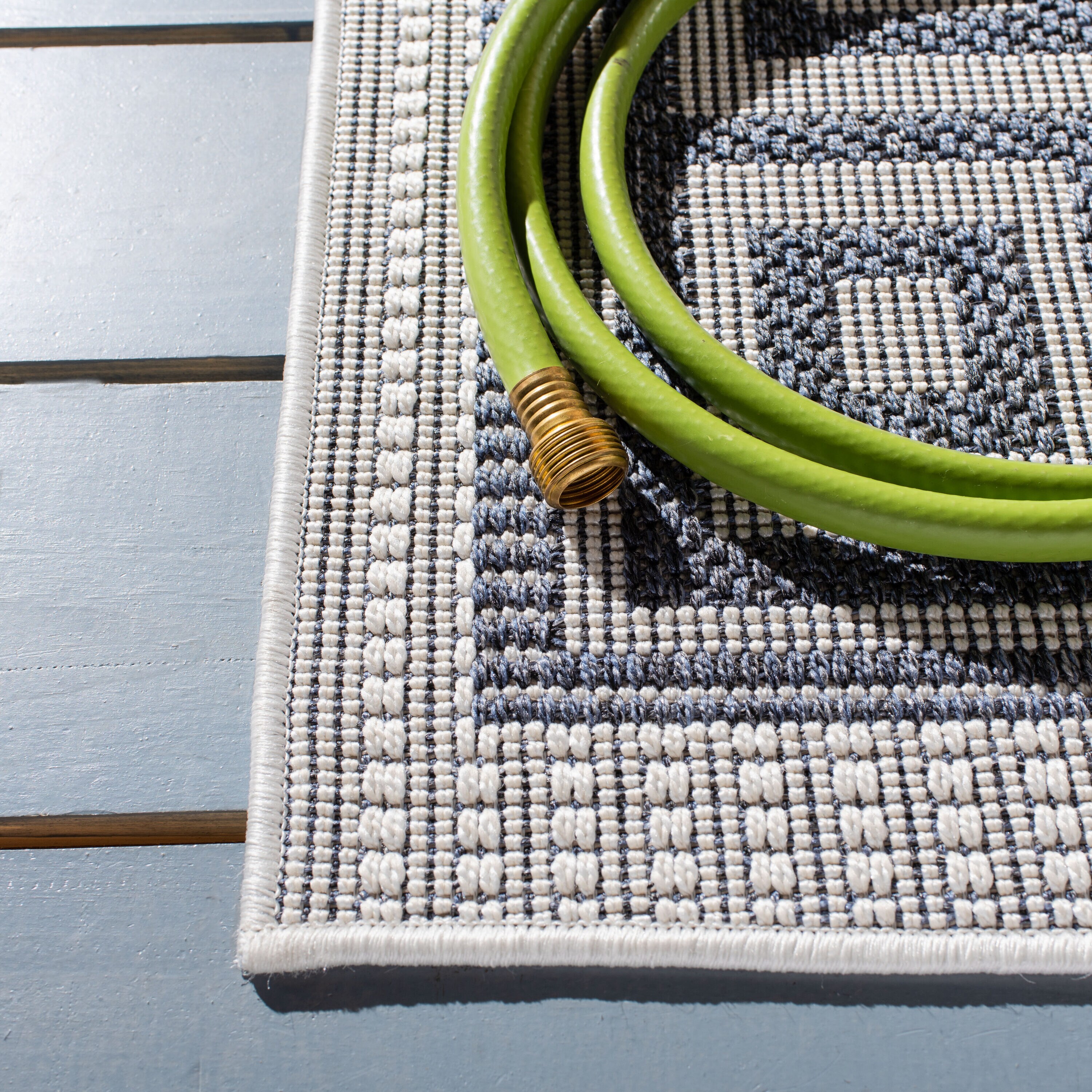 Safavieh BMU820A-7SQ rugs - View #2
