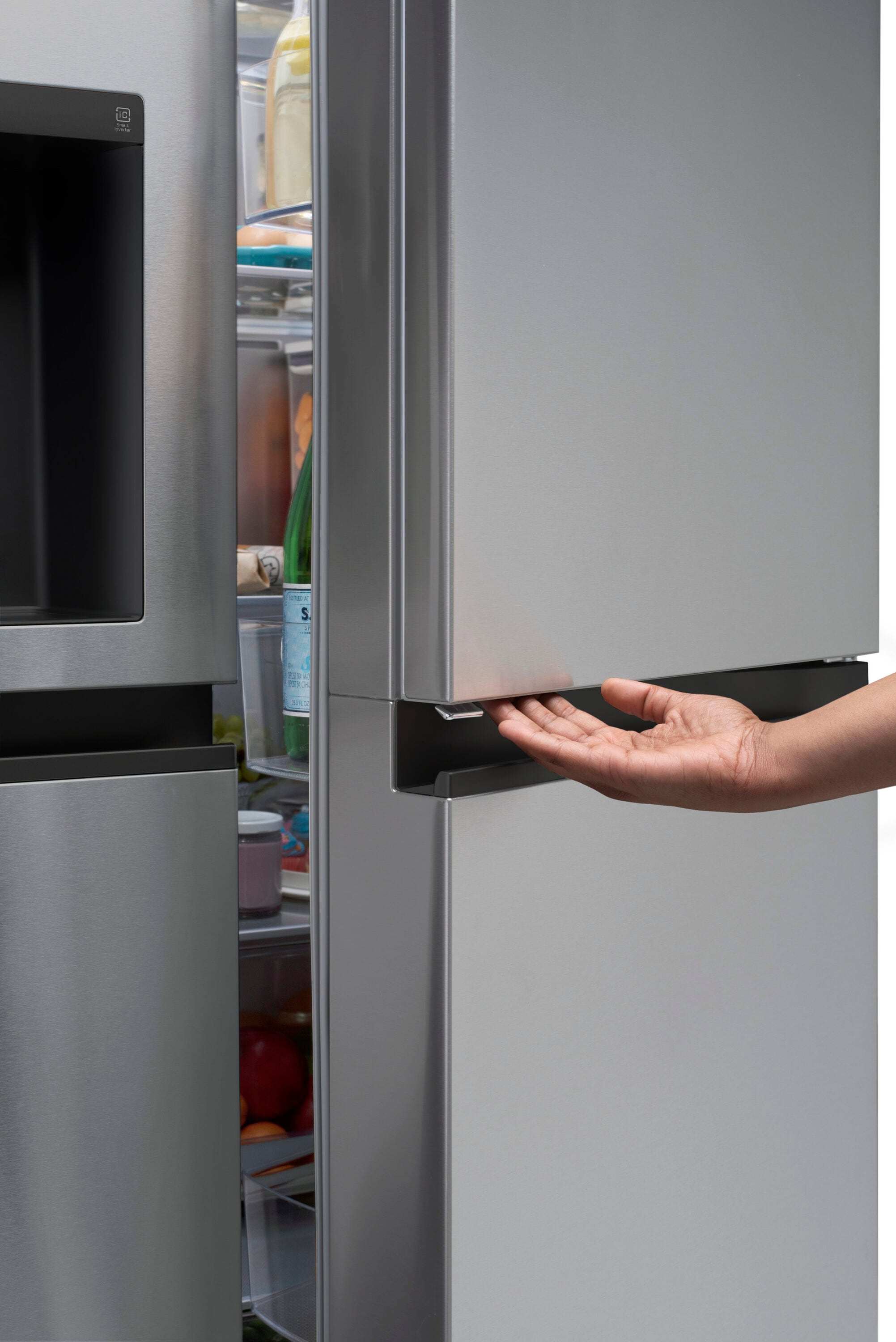 LG Door in Door 27.12-cu ft Side-by-Side Refrigerator with Ice Maker ...