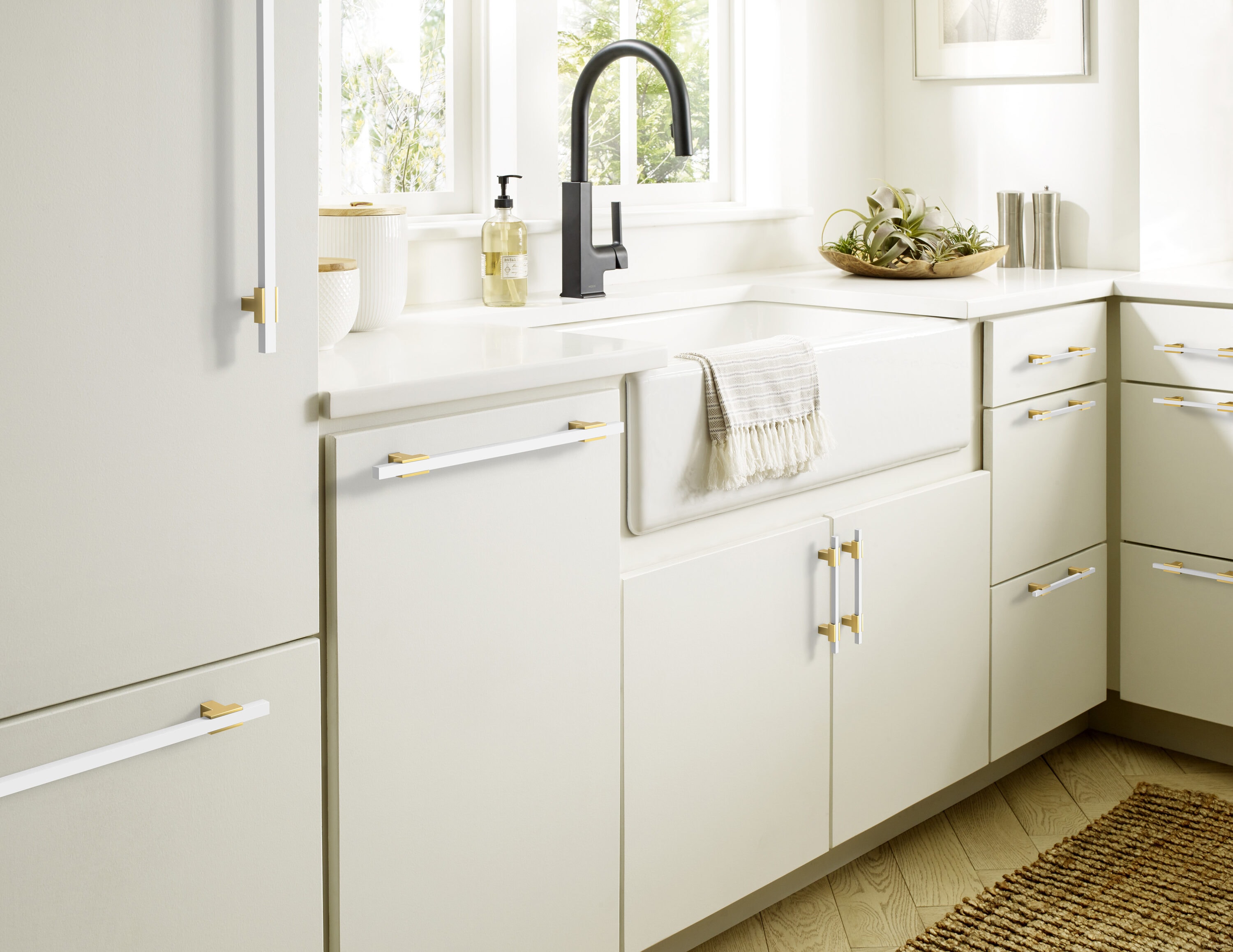 Amerock BP54091CZWHT Cabinet-Pulls - View #2