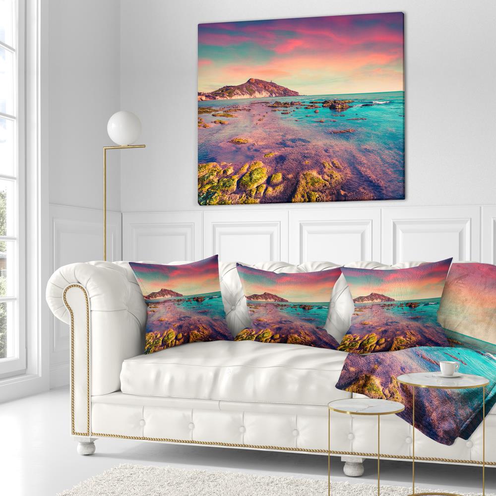 Designart CU9091-18-18 Accent-Pillows - View #3