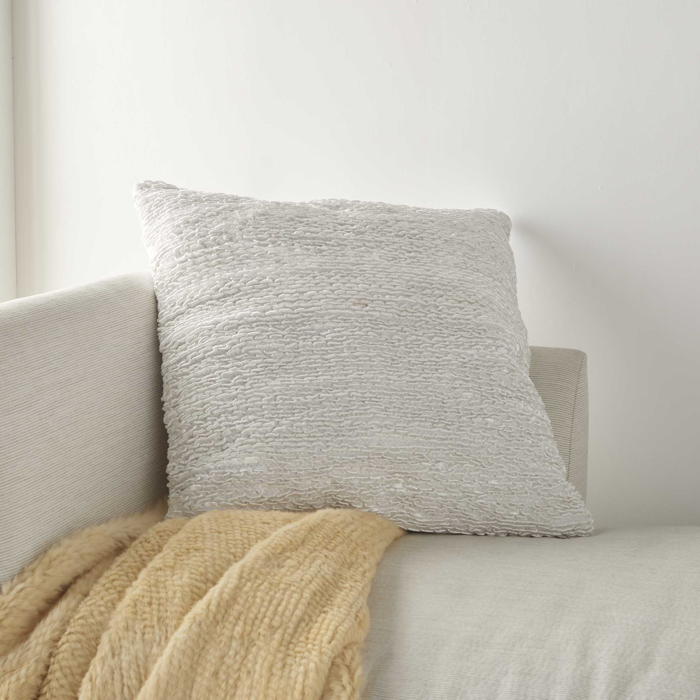 Mina Victory 798019076047 Accent-Pillows - View #3
