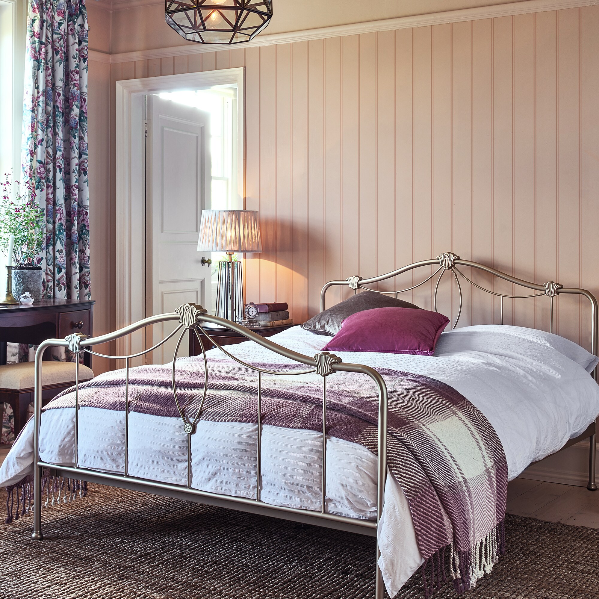 Laura Ashley 122760 wallpaper - View #2