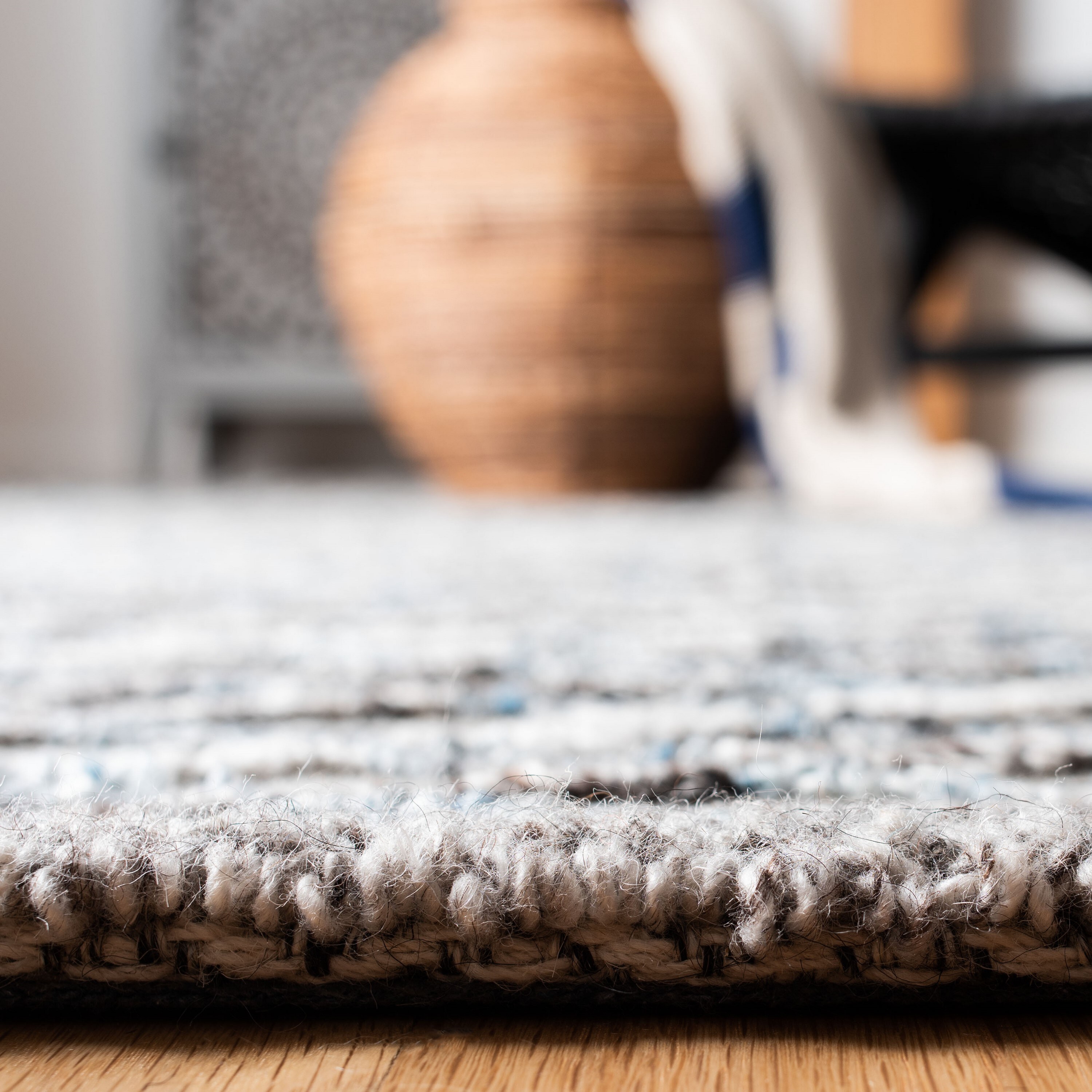 Safavieh TRC204M-3 rugs - View #4