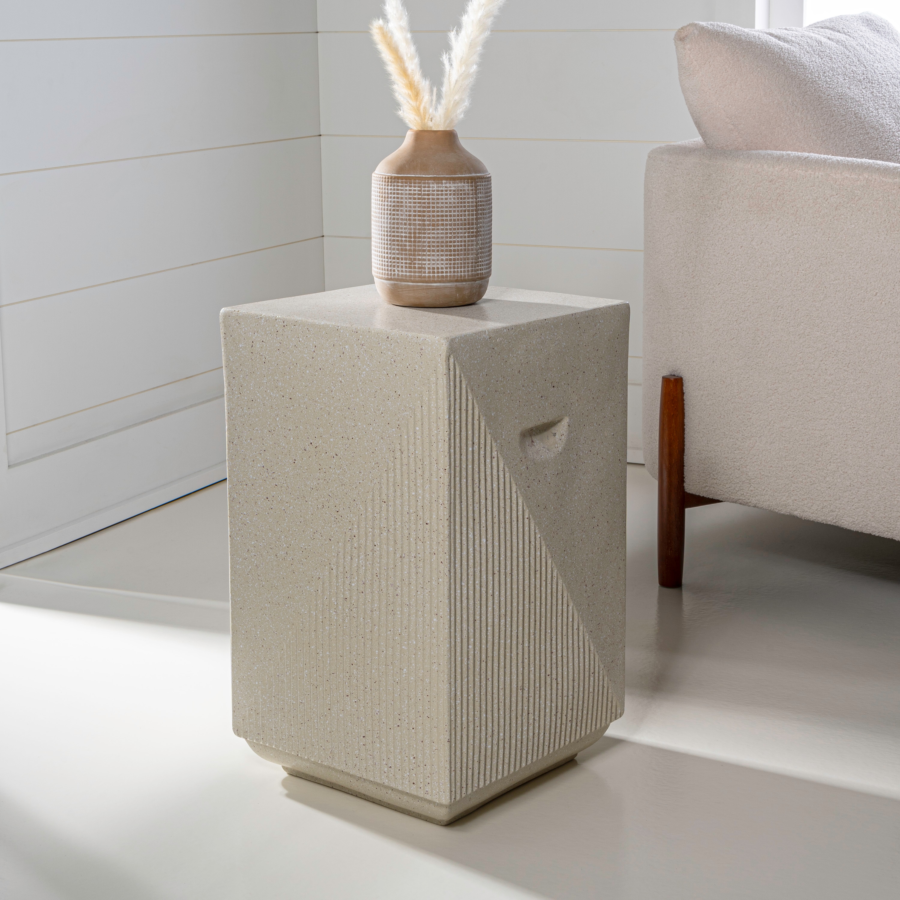 JONATHAN  Y TBL1104A Adrian Contemporary Minimalist Square Outdoor End Table 12.5-in W x 12.5-in L
