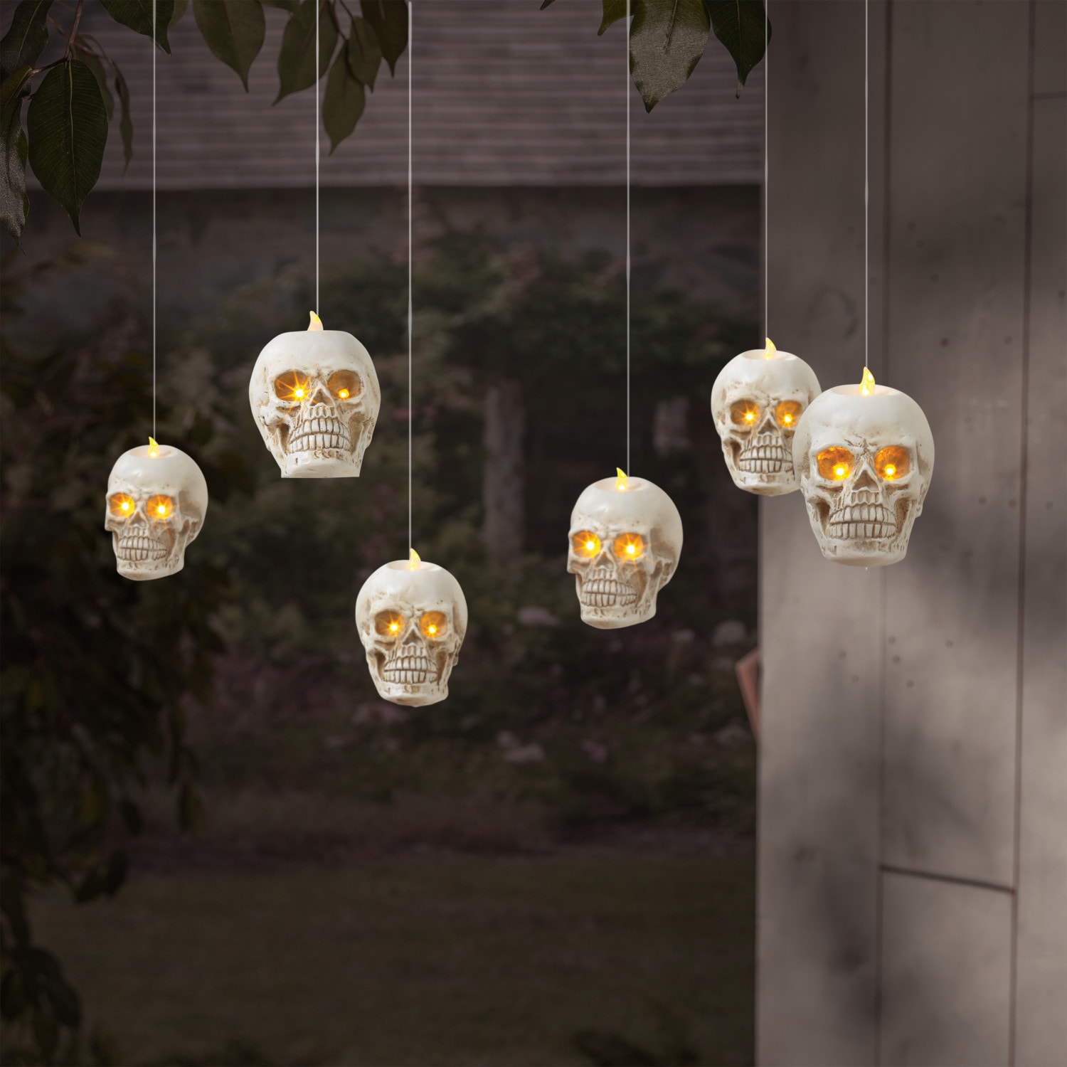 Gerson International 4.61-in Lighted Skull Hanging Decoration (4-Pack)