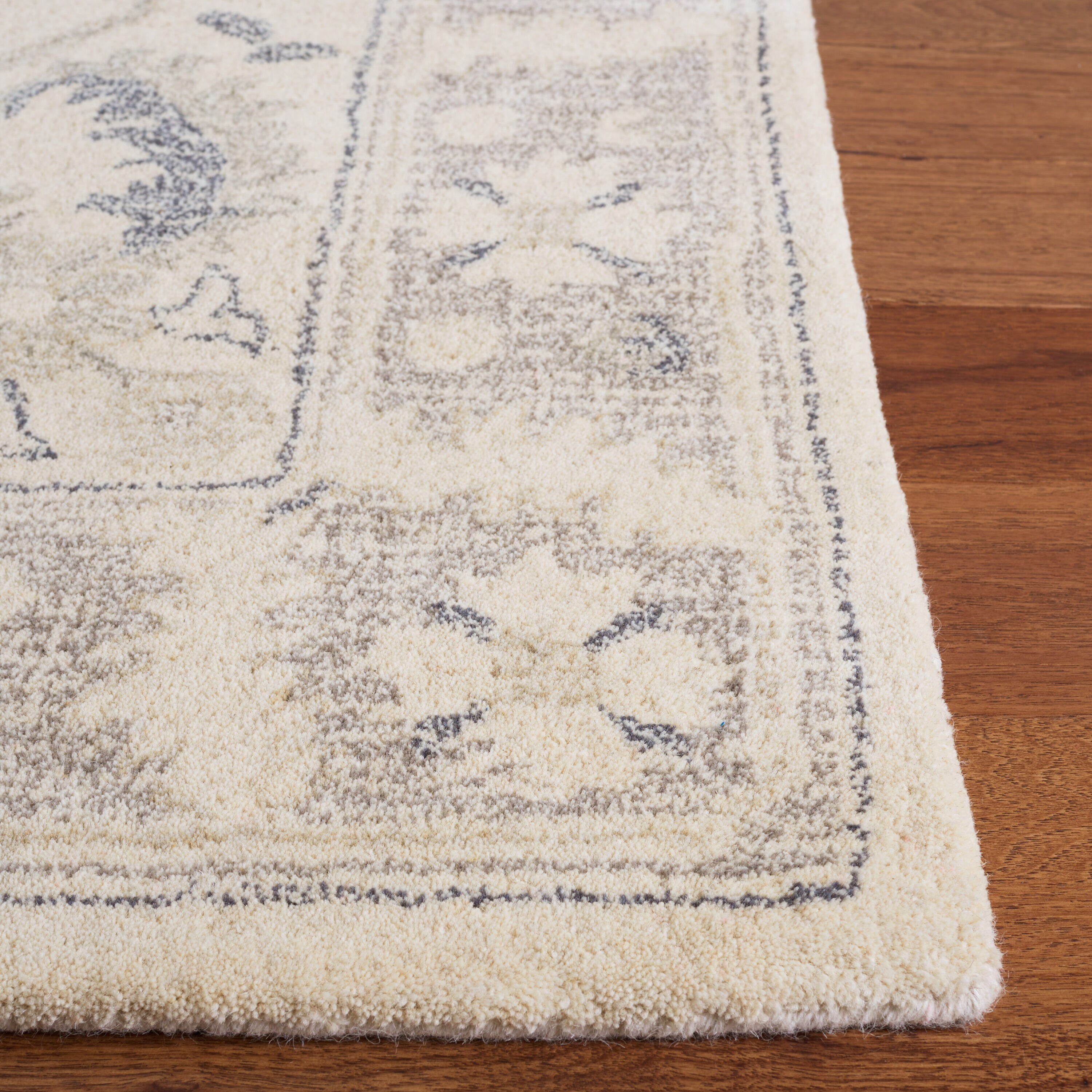 Safavieh MET617A-8 rugs - View #3