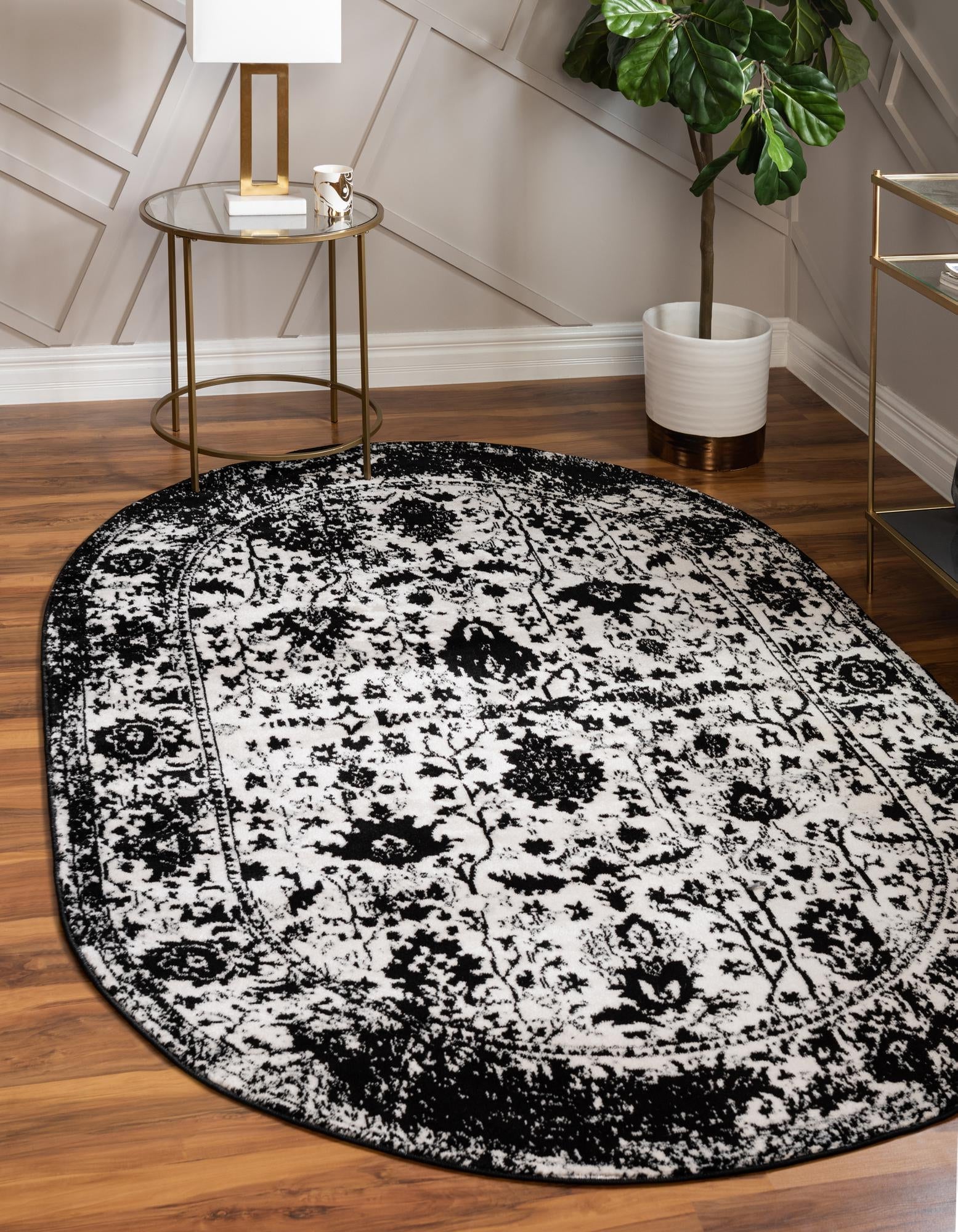 Unique Loom 3152139 Portland 5 x 8 (ft) Loomed Polypropylene Black and White Oval Indoor Border Area rug