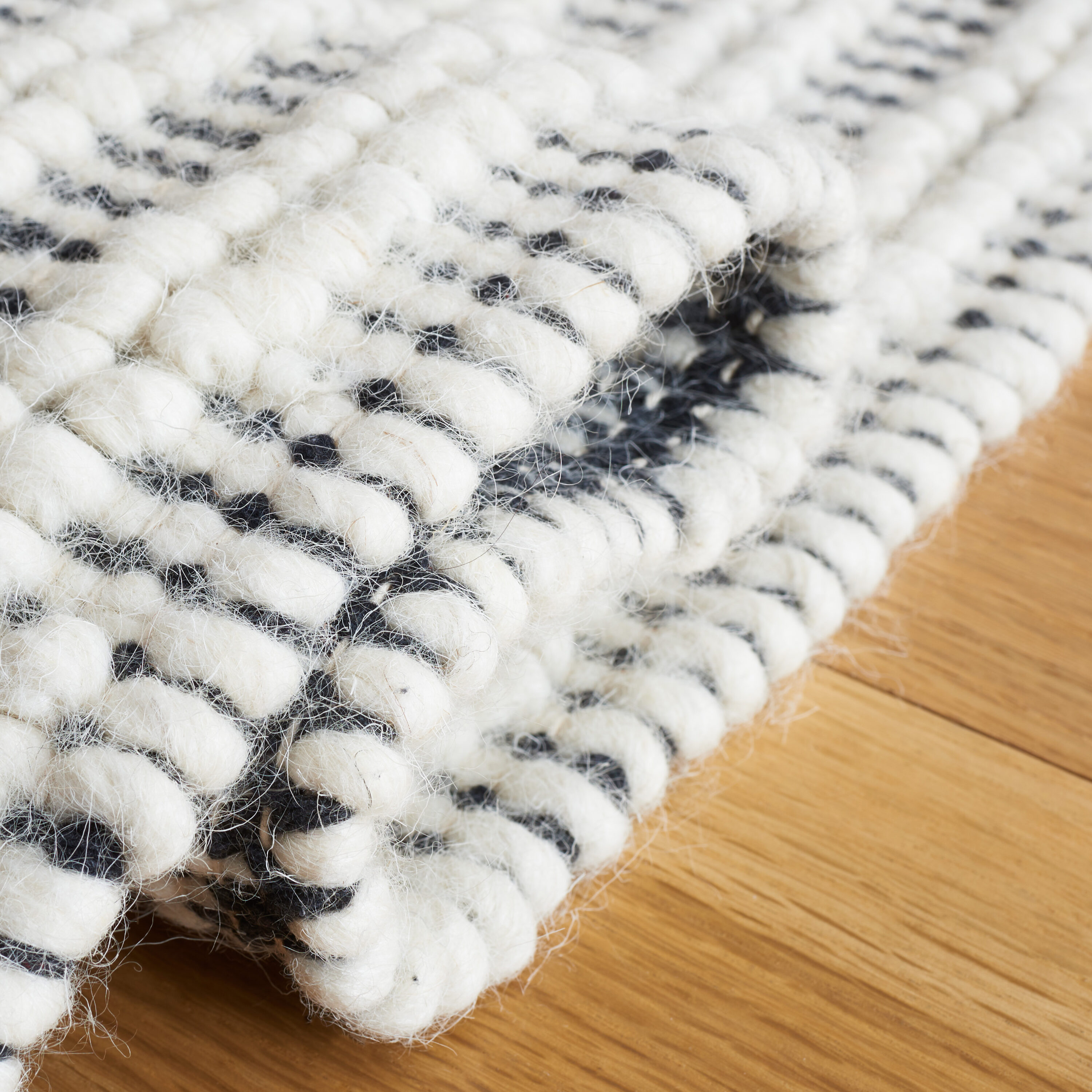 Safavieh MRB475A-28 rugs - View #7