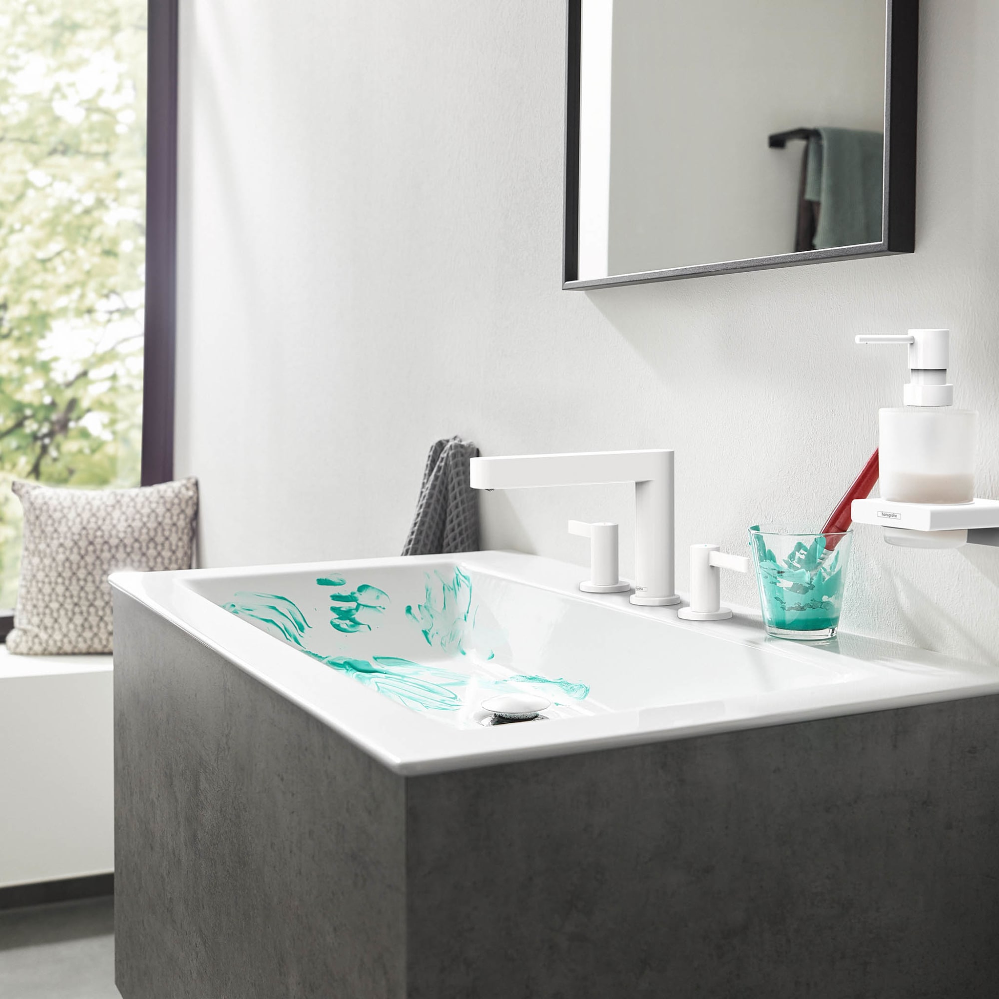 Hansgrohe 76033001 Roman-Tub-Faucets - View #5