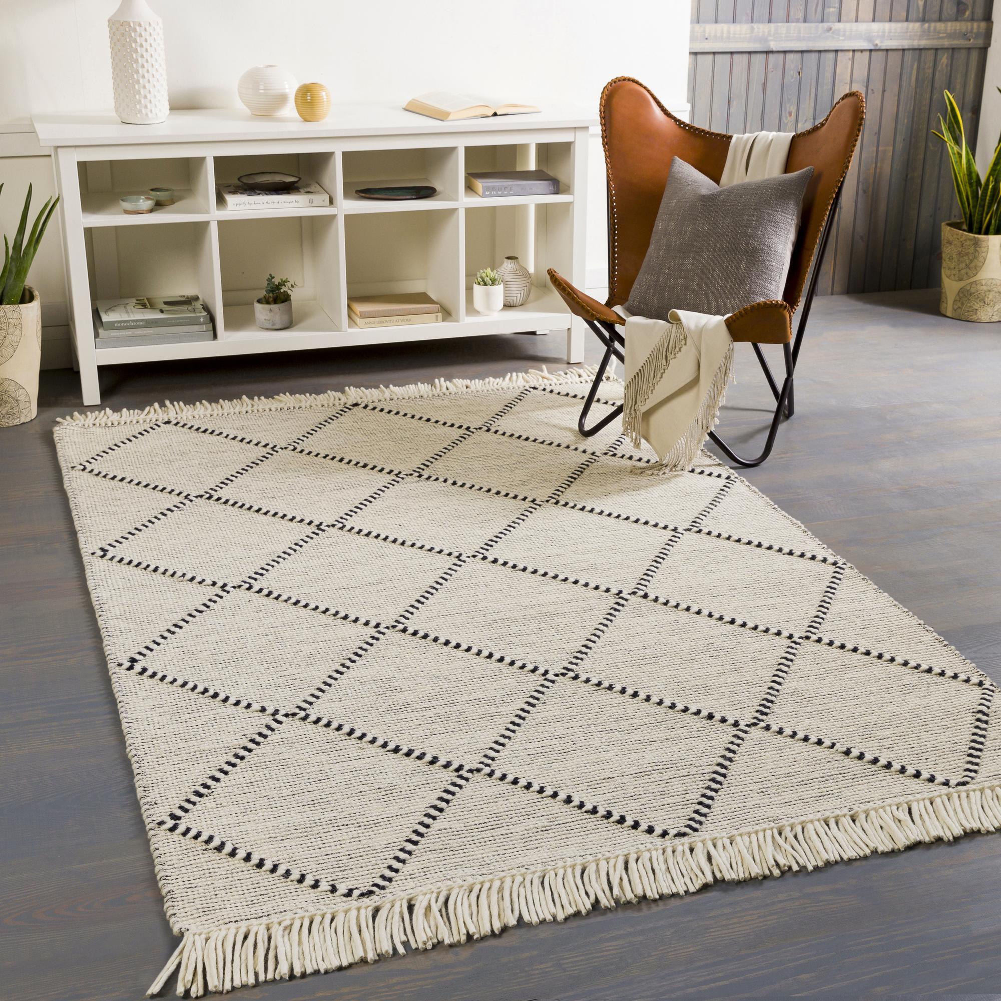 Surya UTT2302-810 8 x 10 (ft) Wool Medium Gray Rectangular Indoor Geometric Global Area rug