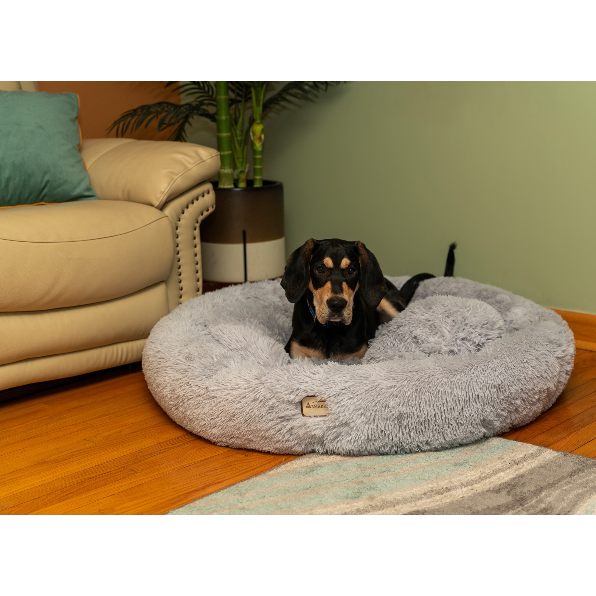 Large Gray Plush Round Faux Fur Pet Bed