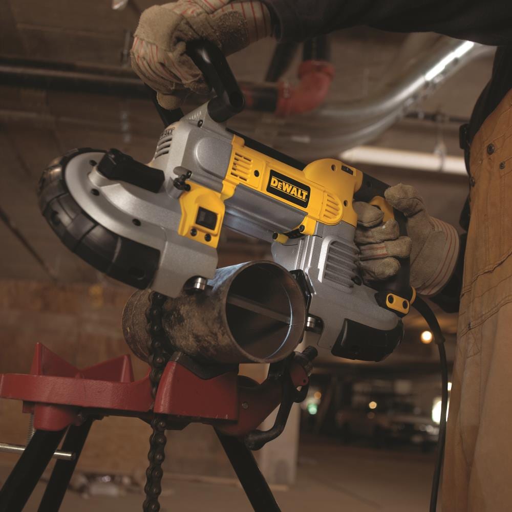 DEWALT 10 Amps 120-Volt 5-in Portable Band Saw (Charger Included) in the Portable  Band Saws department at