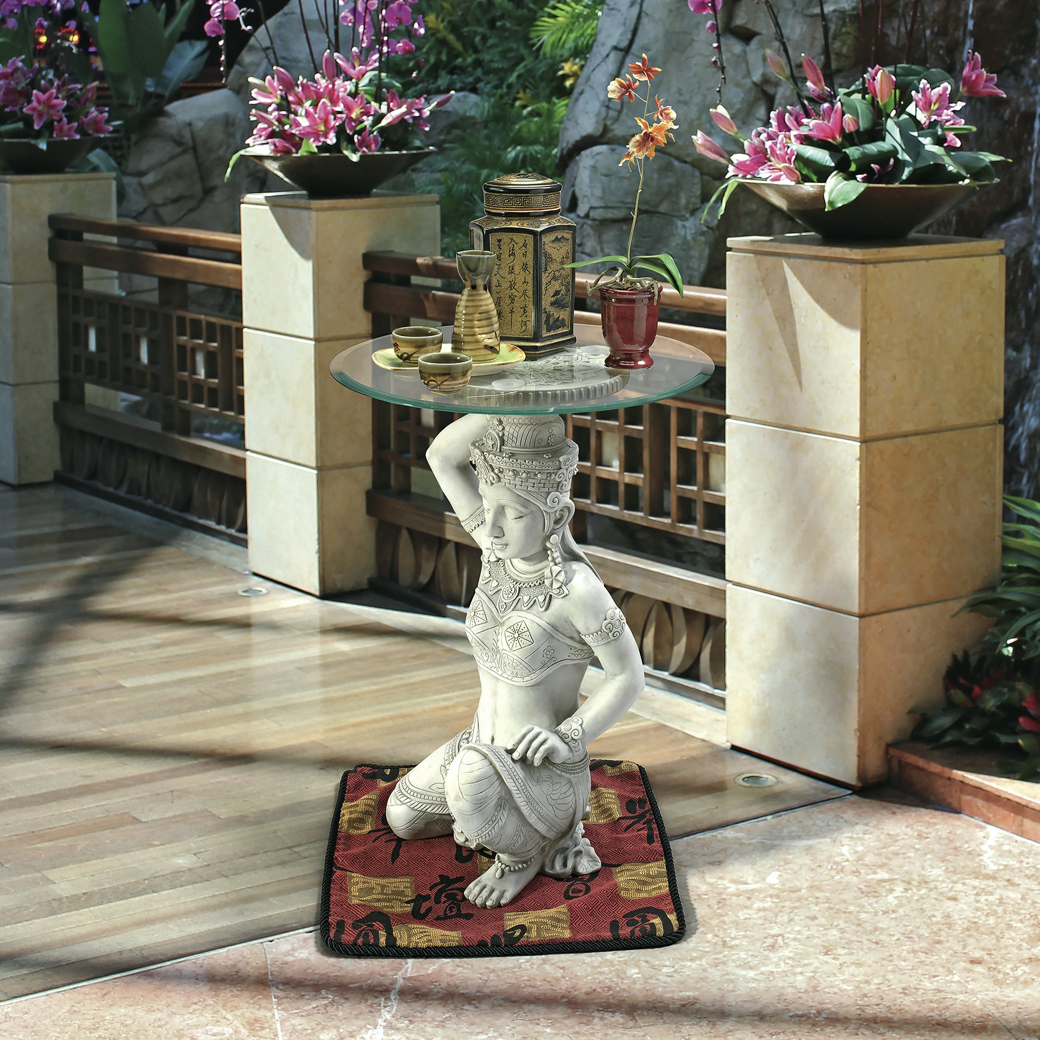 Design Toscano KY4129 End-Tables - View #2