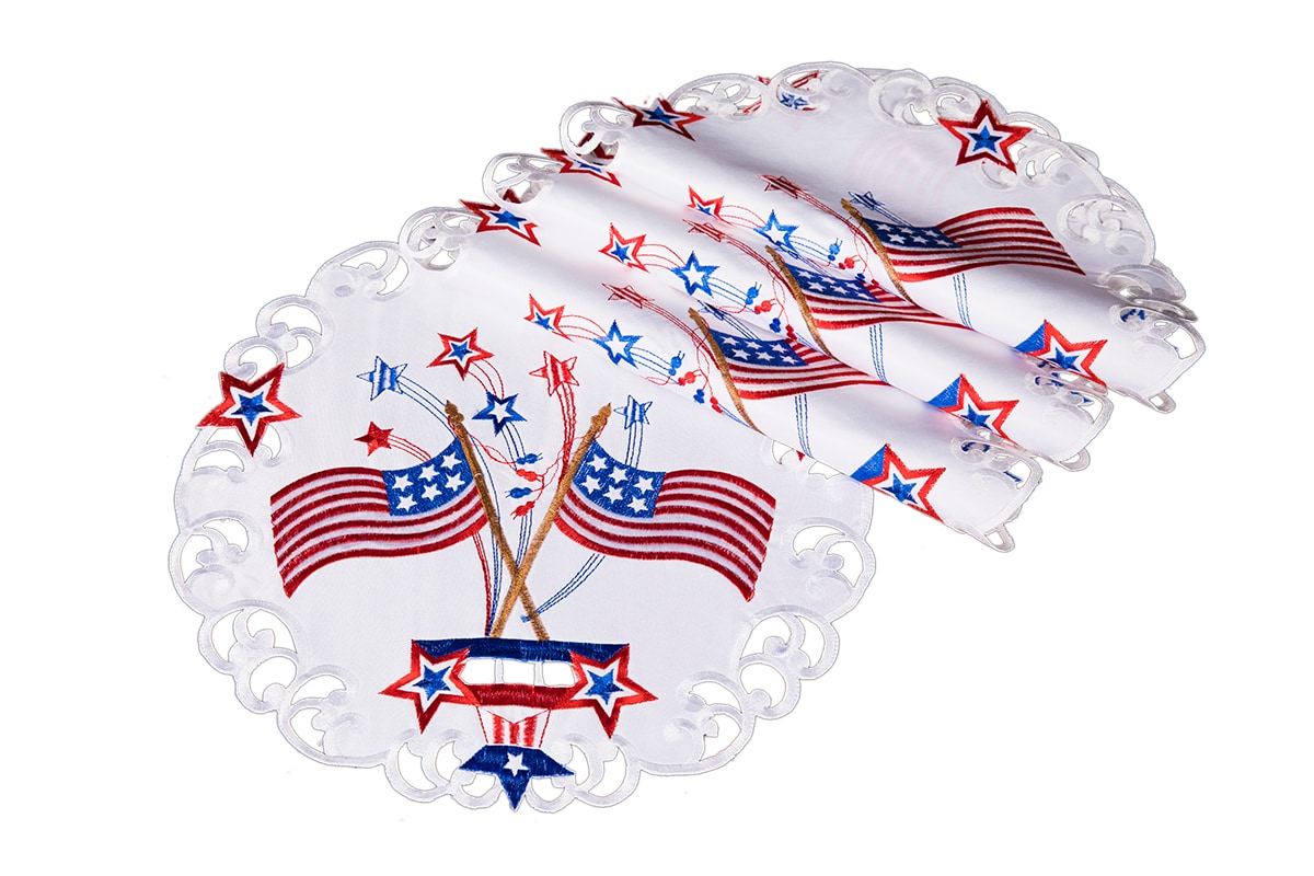 XIA Home Fashions XD171051500 Fabric Indoor Tabletop decoration Placemat Stars 4th of July Decor