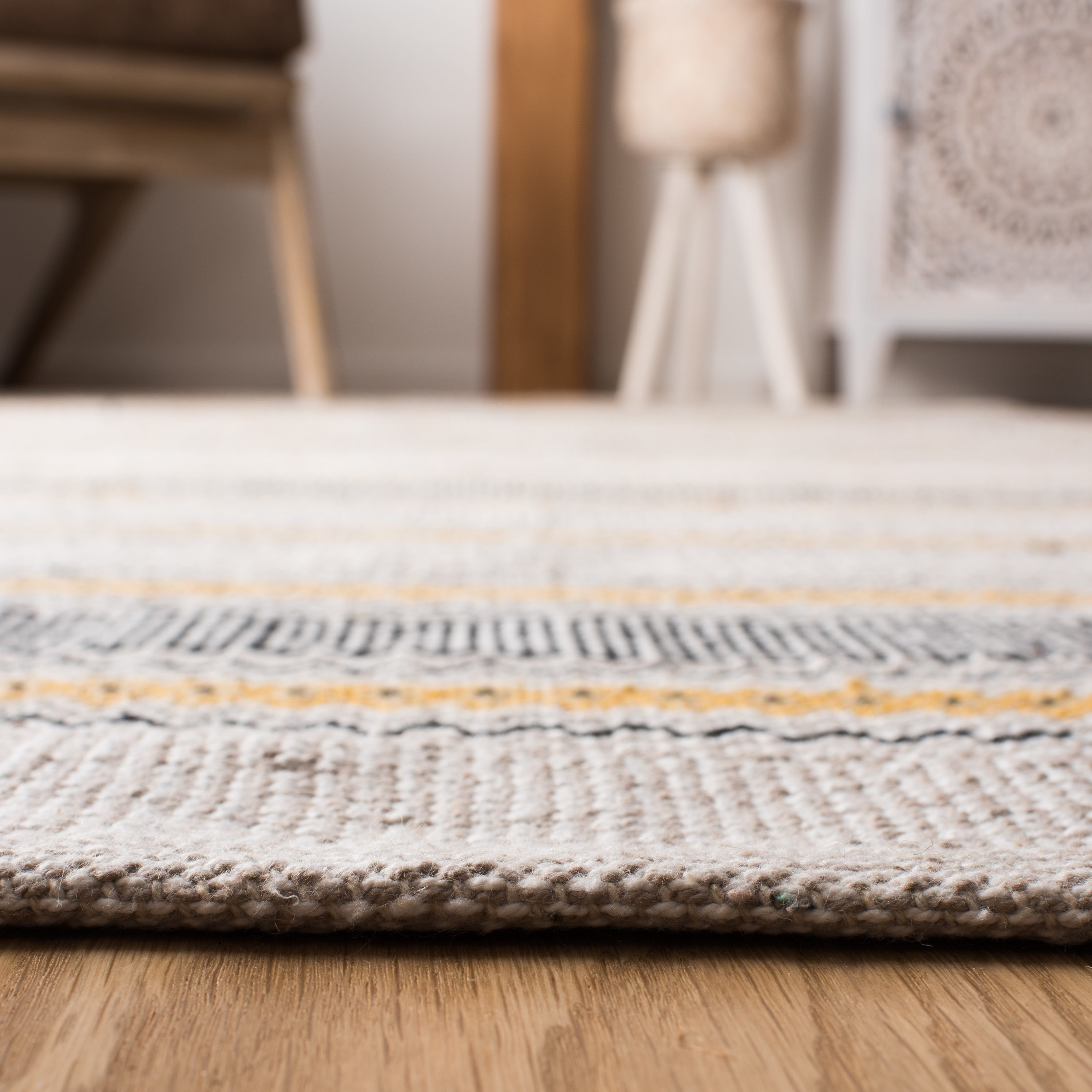 Safavieh MTK536D-5 rugs - View #7