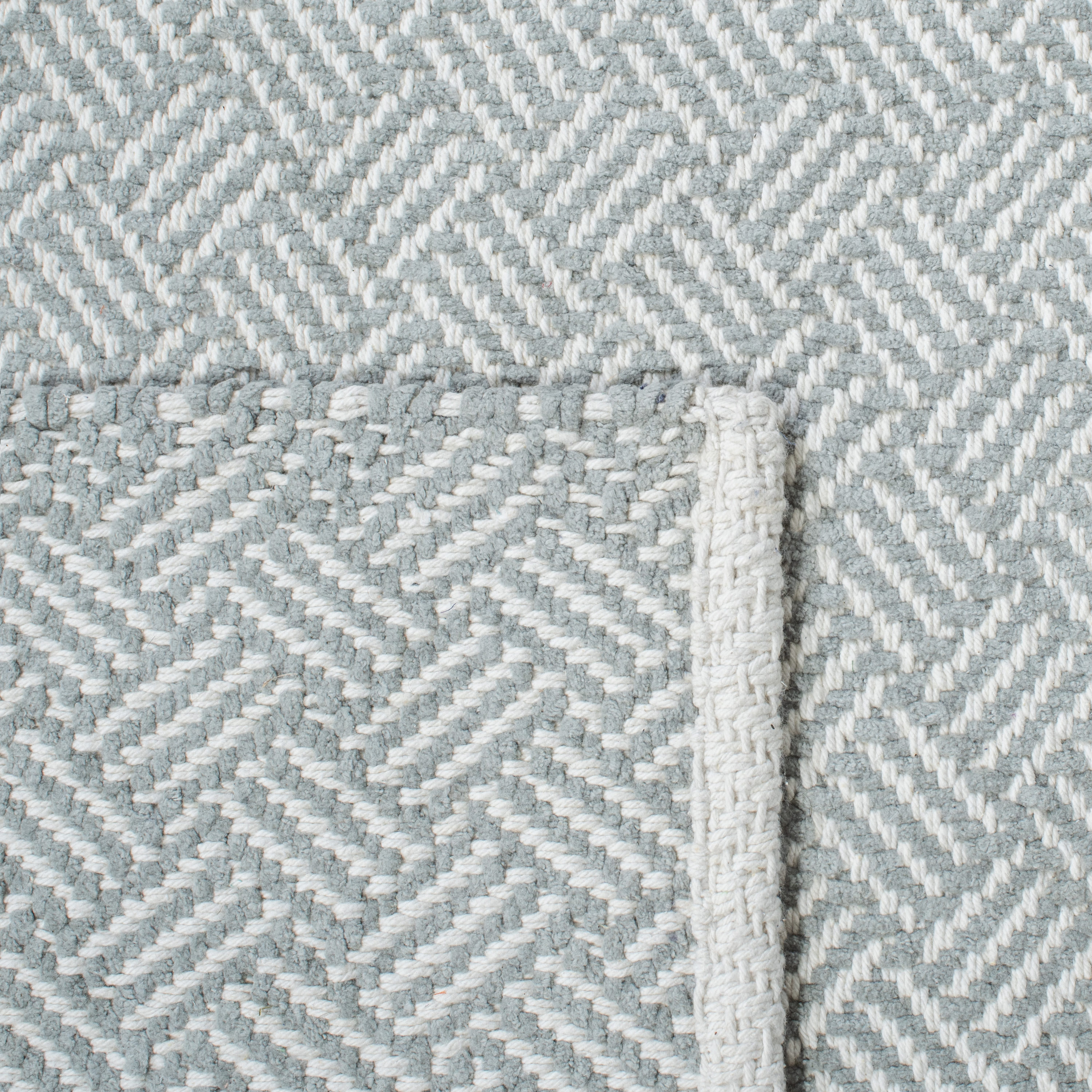 Safavieh BOS680E-5 rugs - View #4