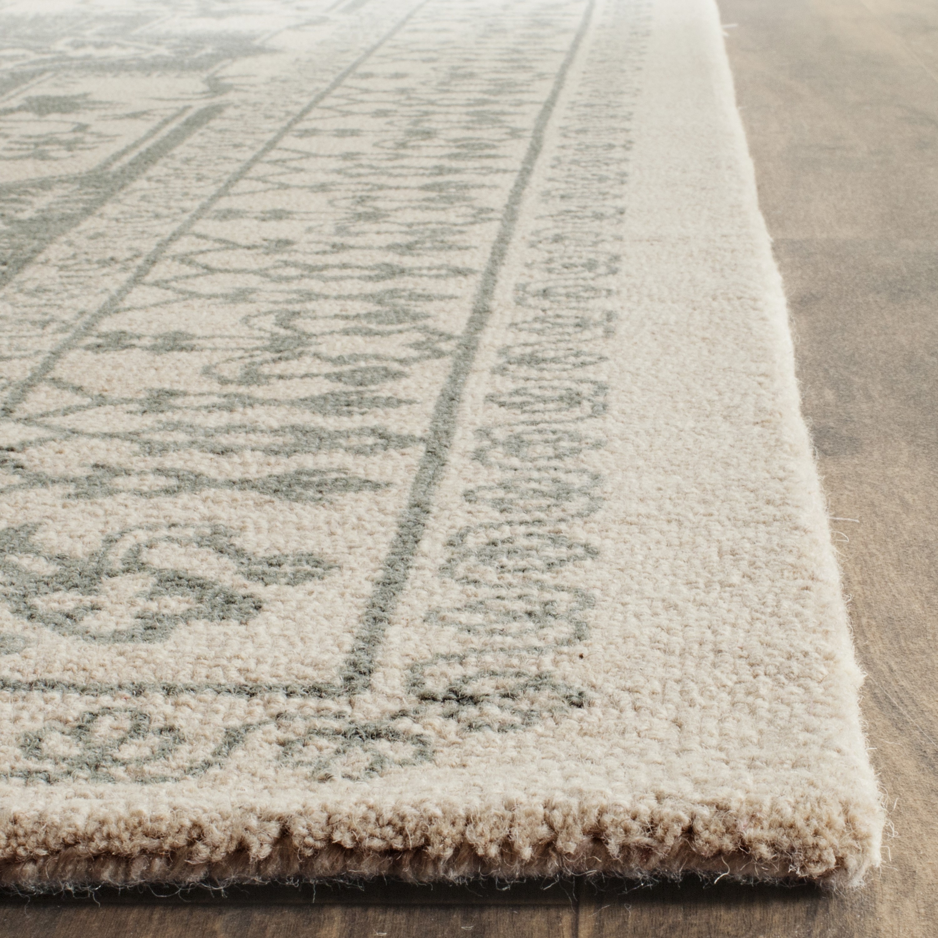 Safavieh RVT421C-2 rugs - View #3