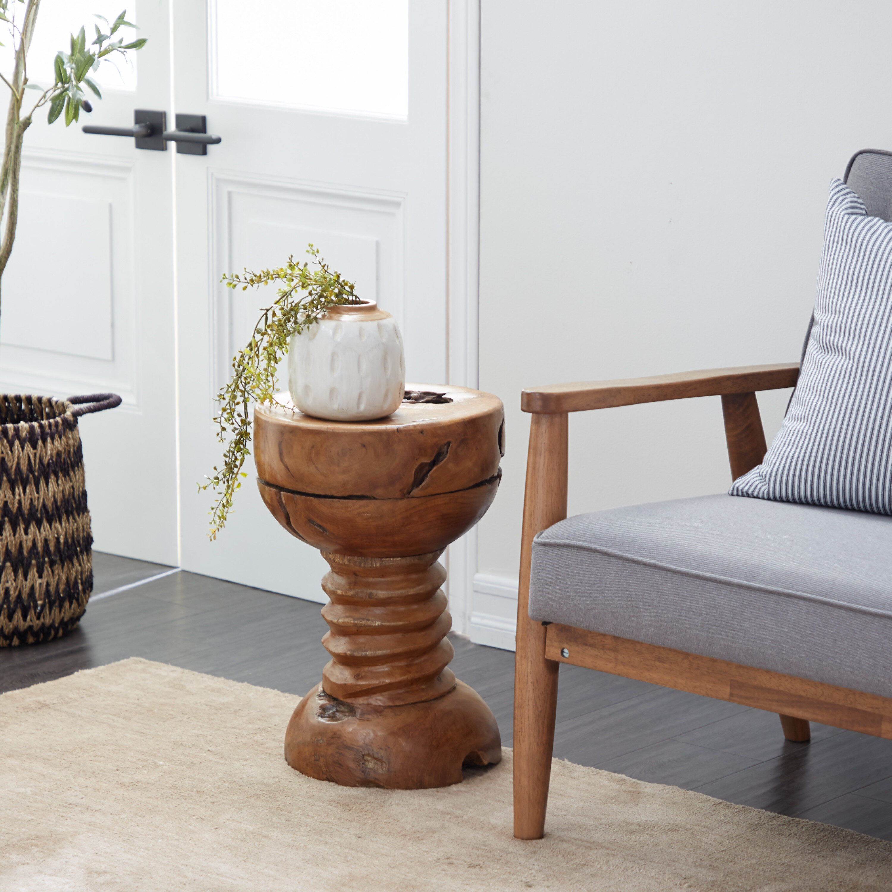 Grayson Lane 37911 13-Inches W x 20-Inches H Brown Live Edge with Coiled Base Wood Round Rustic End Table