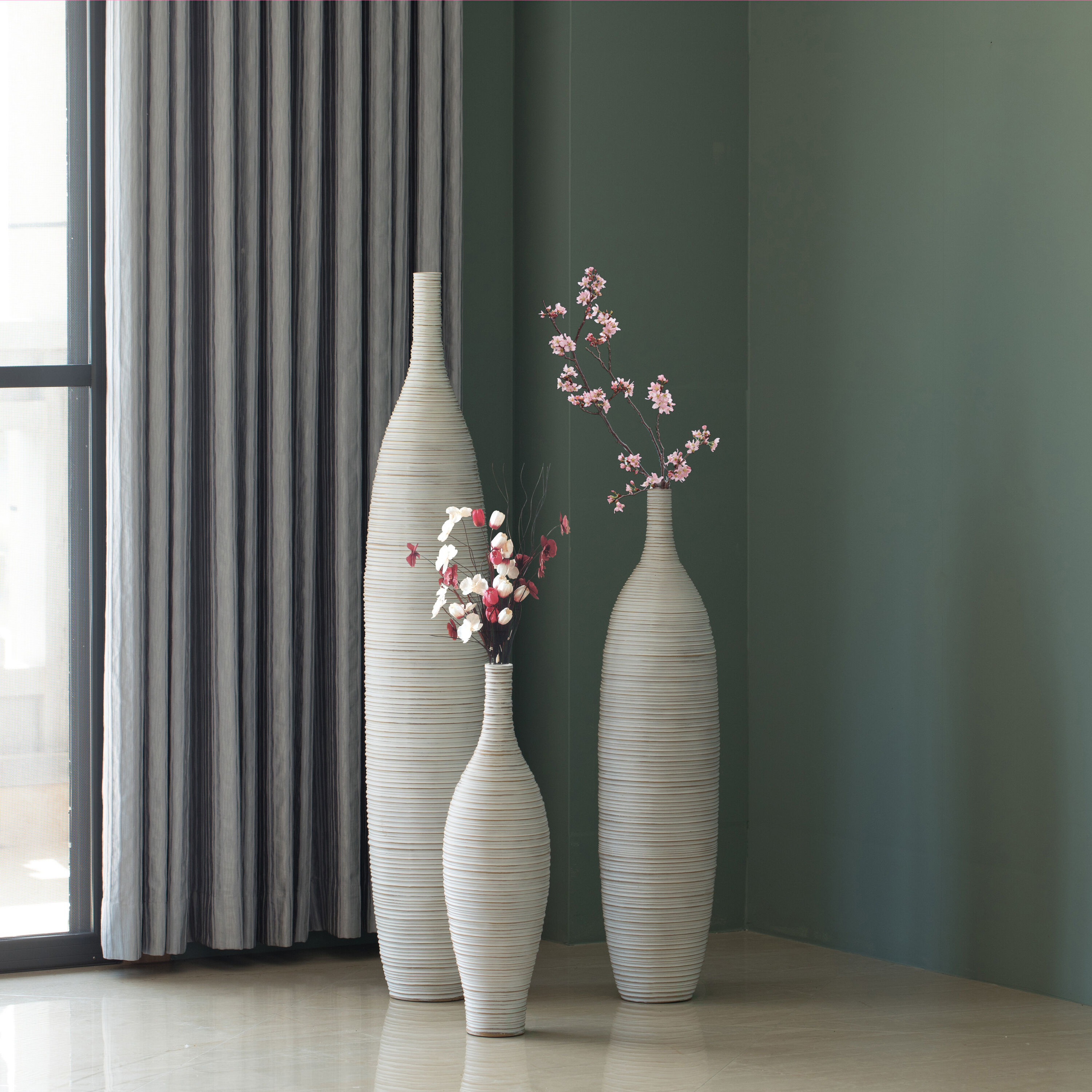 Uniquewise QI004177.3 3 -Pack White Polyresin Modern Vase