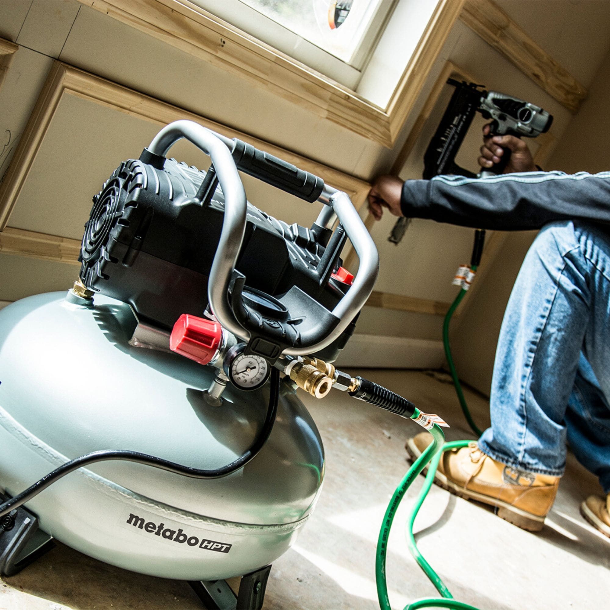 Metabo HPT KNT50ABM Air-Compressors - View #3