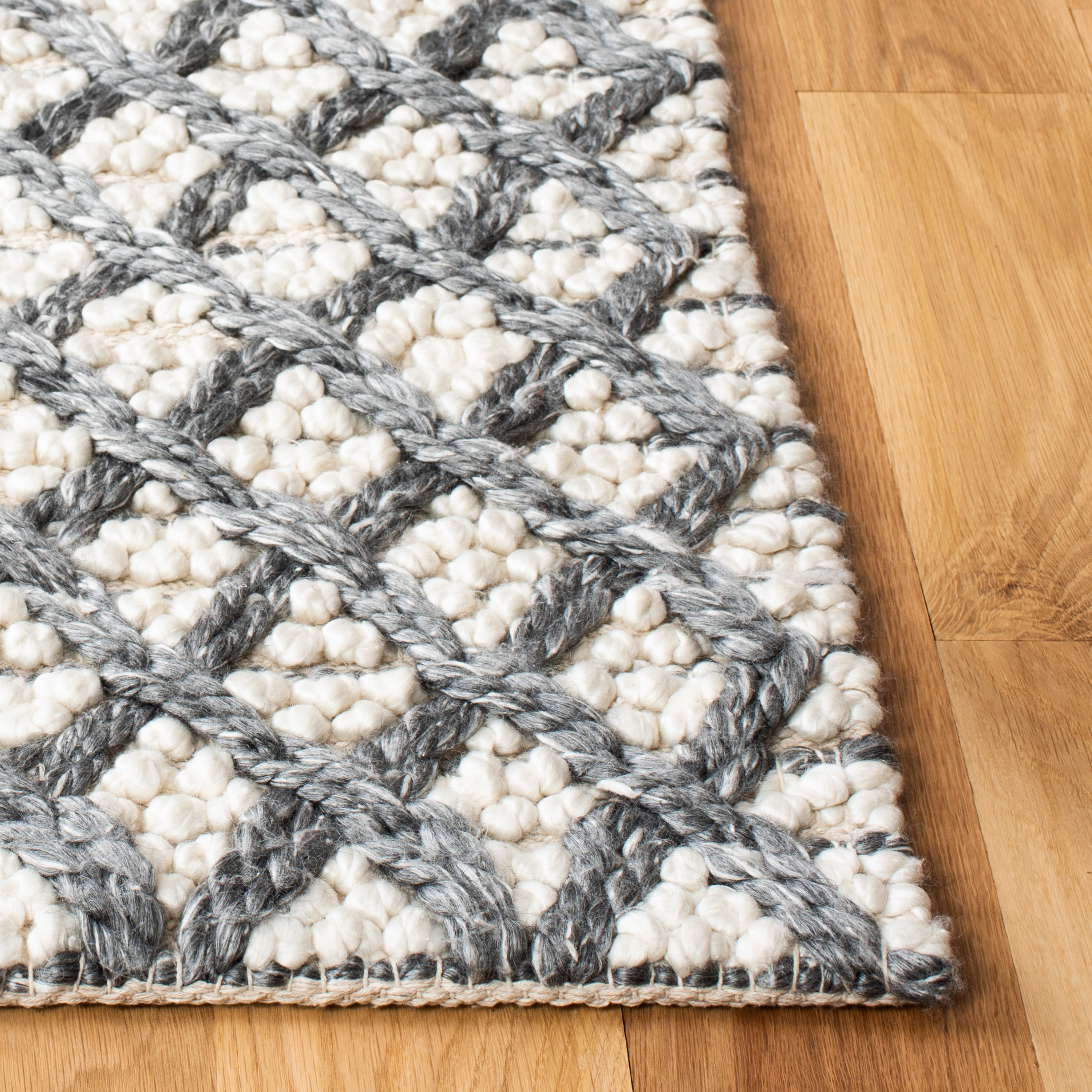 Safavieh NAT404F-6SQ rugs - View #3