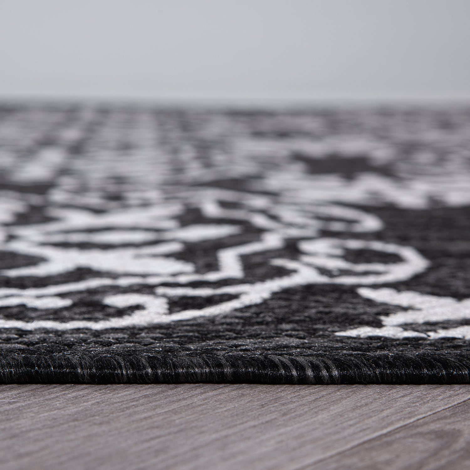 World Rug Gallery 119BLACK2X3 rugs - View #4