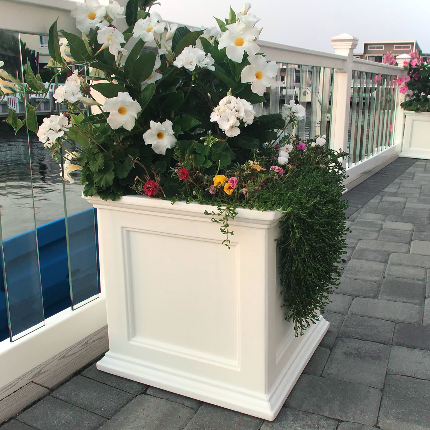 Fairfield Square White Self-Watering Polyethylene Planter 22"