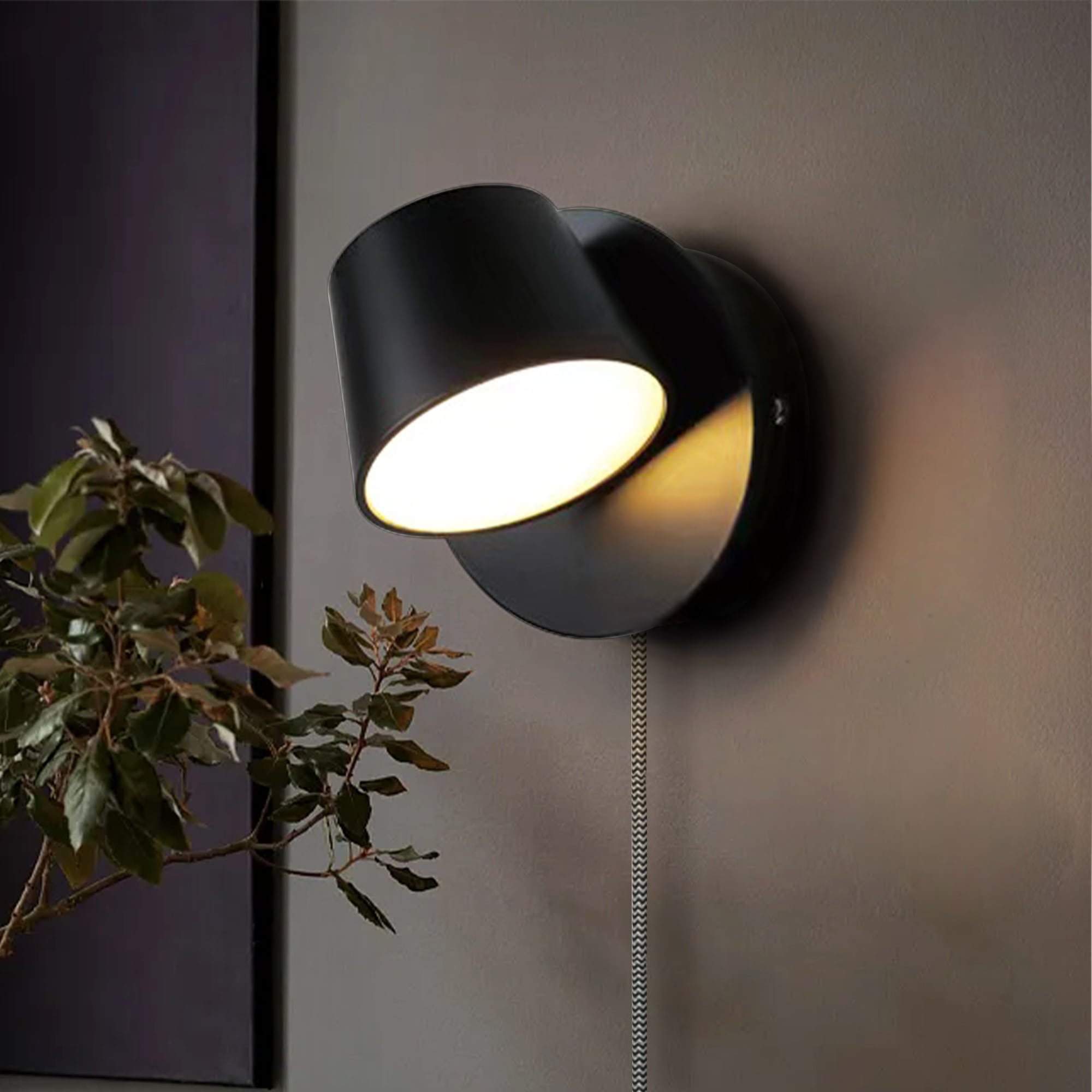 Zompoo ZP-LN1540-1-N LEDLUX 5-in W 1 -Light Black Wall Sconce