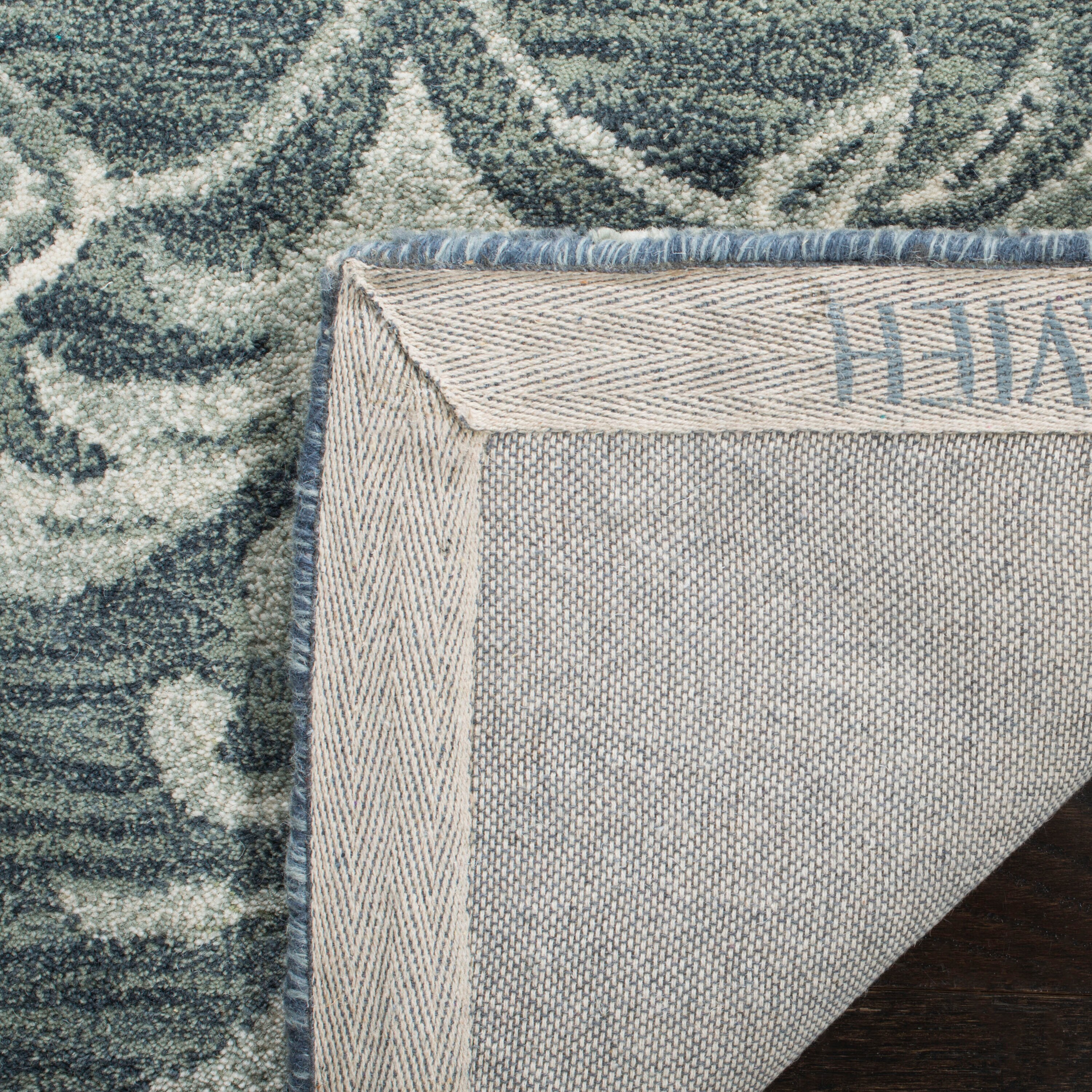 Safavieh BLM603M-28 rugs - View #3